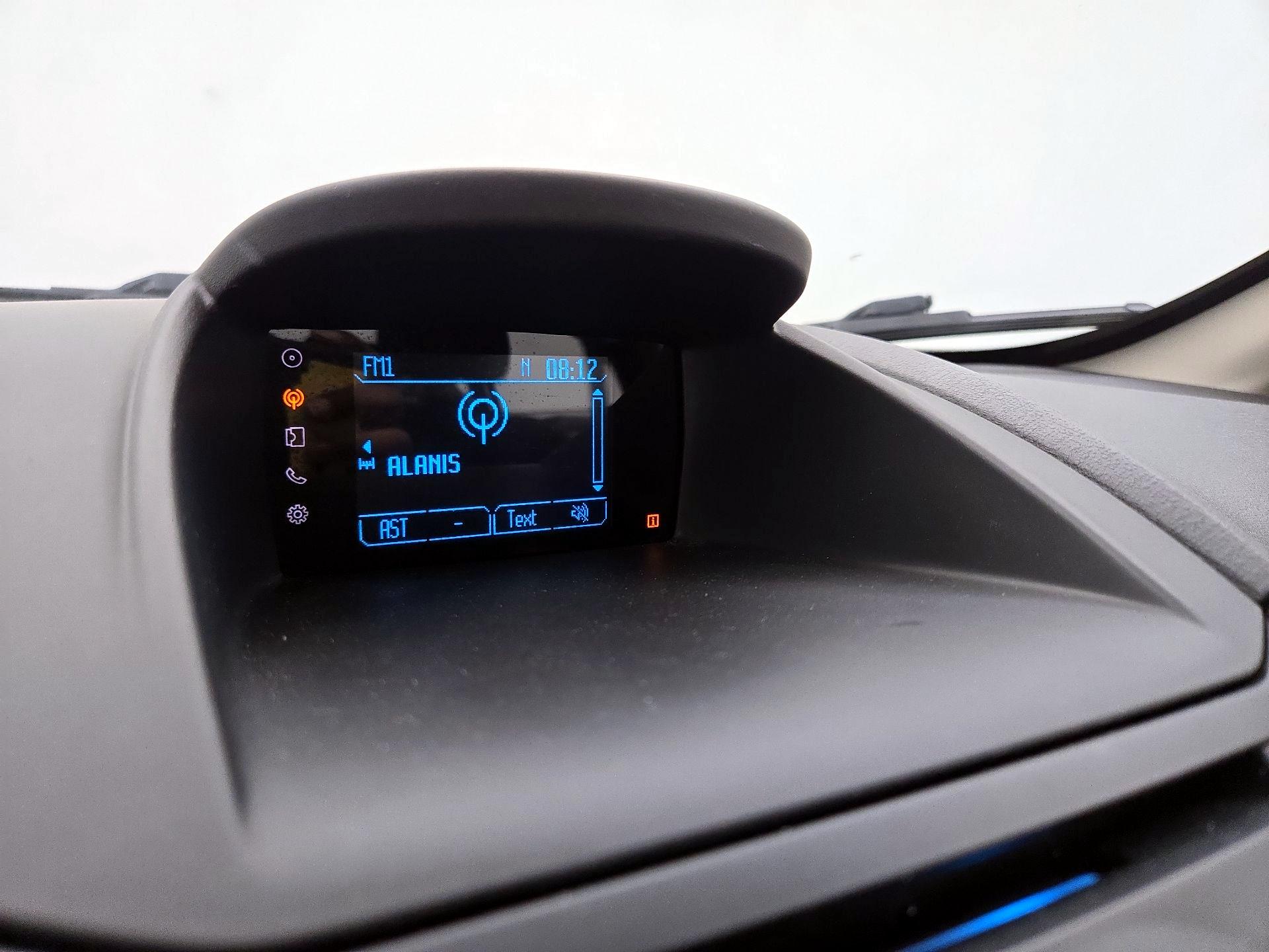 Thumbnail: 2016 Ford Fiesta - 14