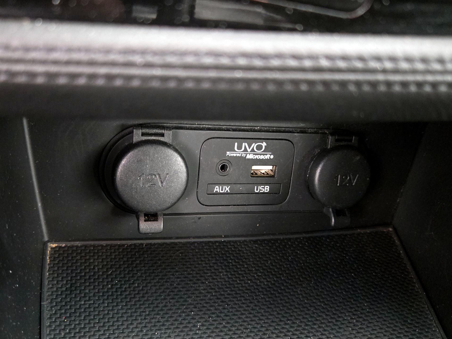 Thumbnail: 2015 Kia Optima - 18