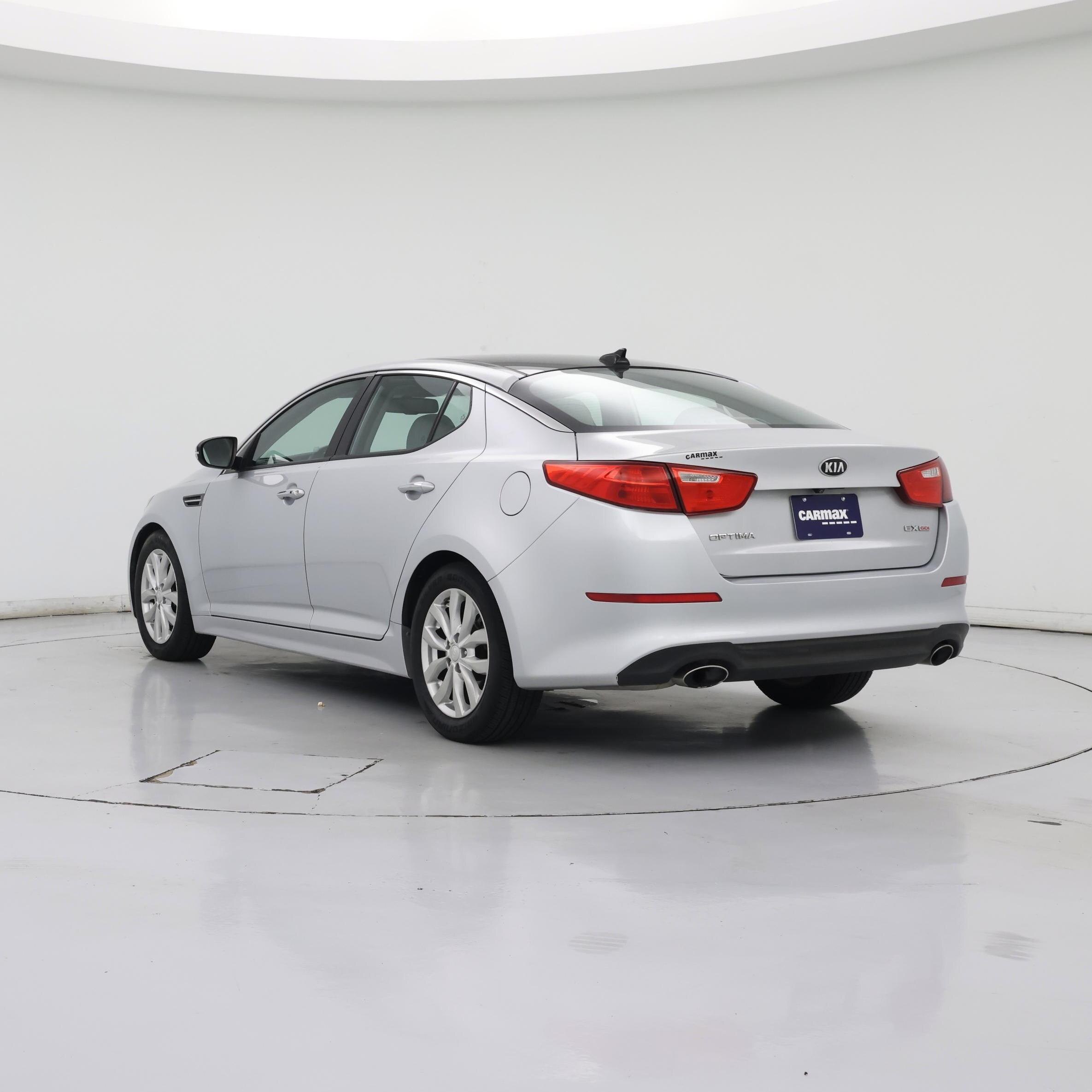 Thumbnail: 2015 Kia Optima - 2