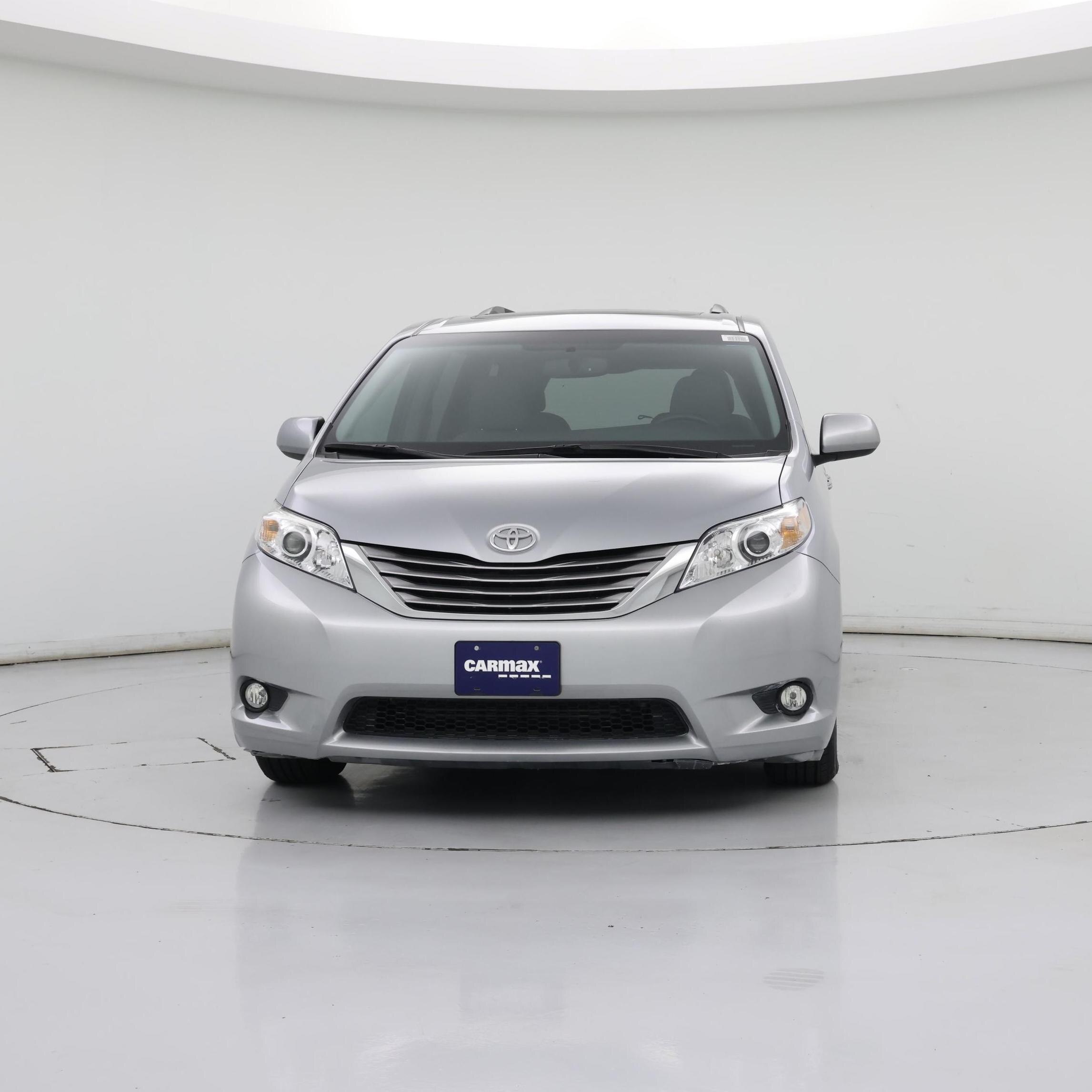Thumbnail: 2017 Toyota Sienna - 5