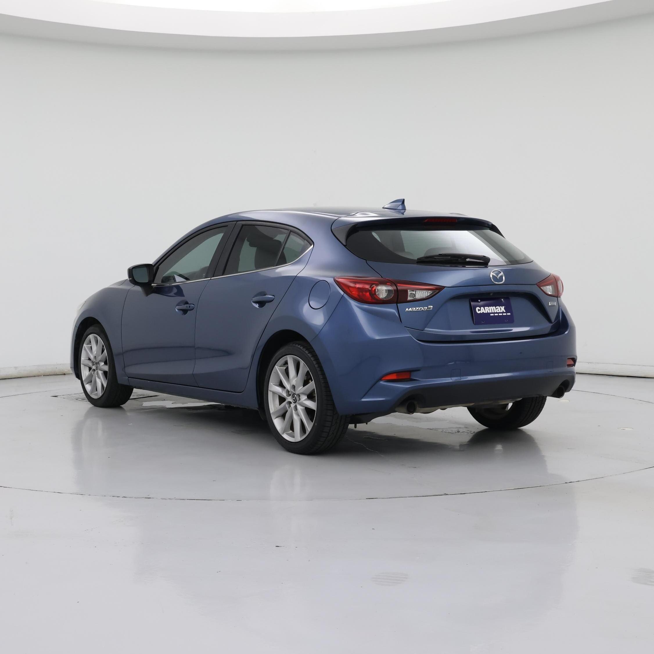 Thumbnail: 2017 Mazda Mazda3 - 2