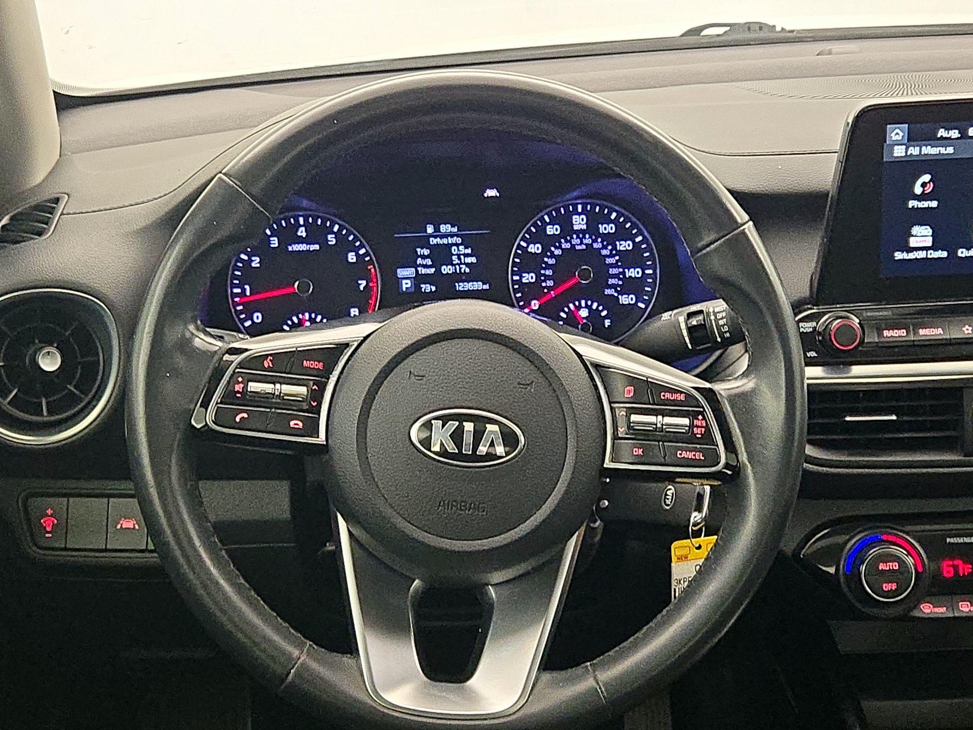 Thumbnail: 2019 Kia Forte - 10