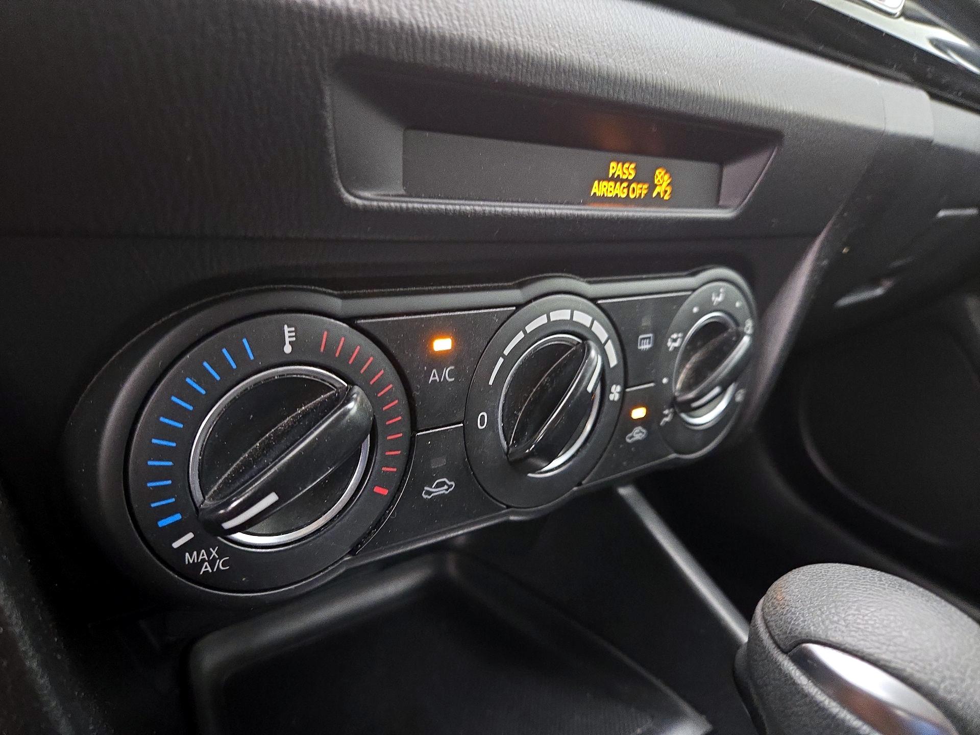 Thumbnail: 2016 Mazda Mazda3 - 16