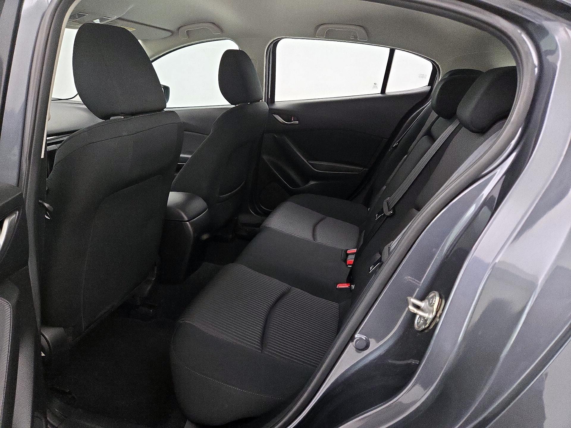 Thumbnail: 2016 Mazda Mazda3 - 19