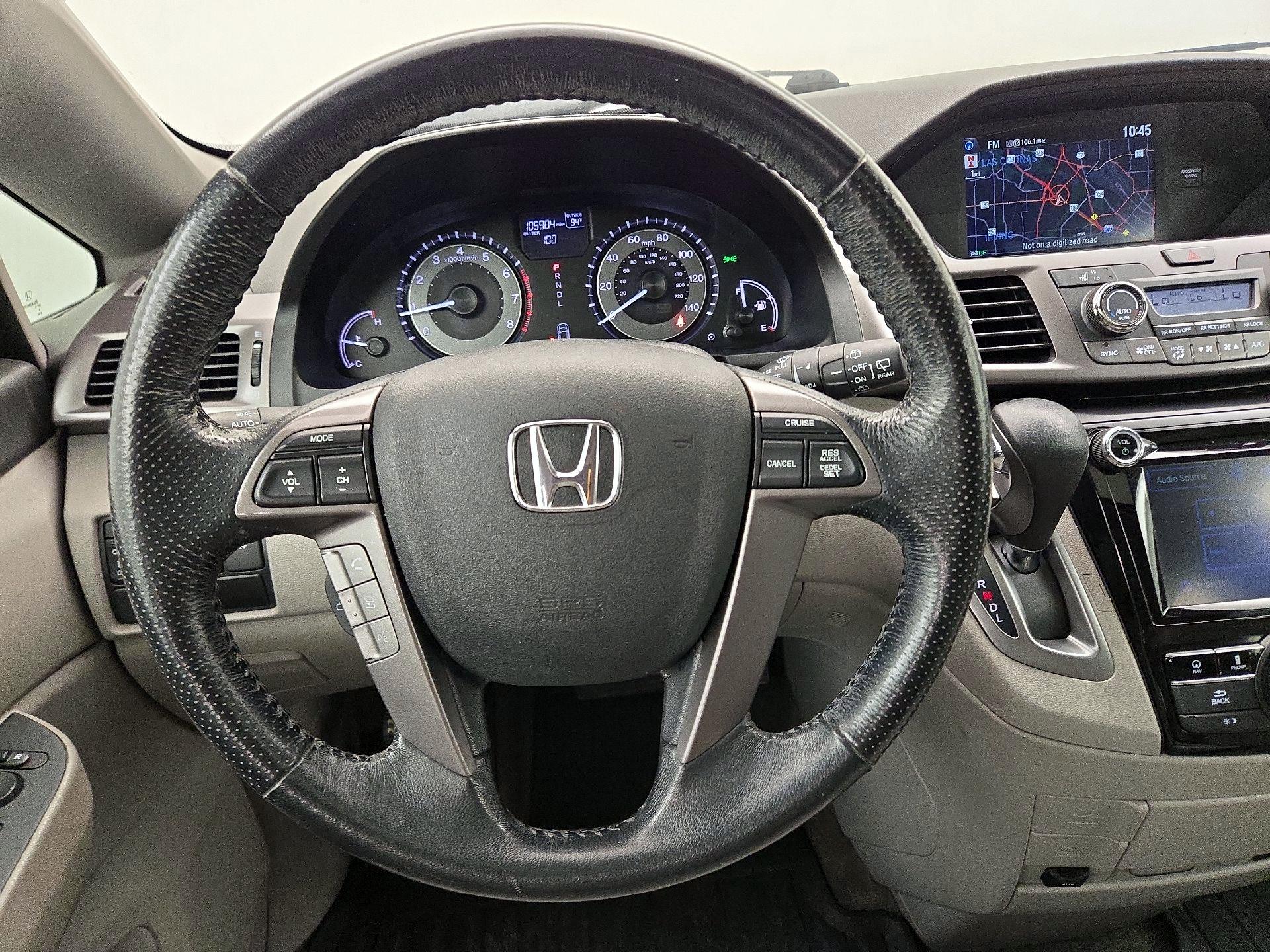 Thumbnail: 2015 Honda Odyssey - 10