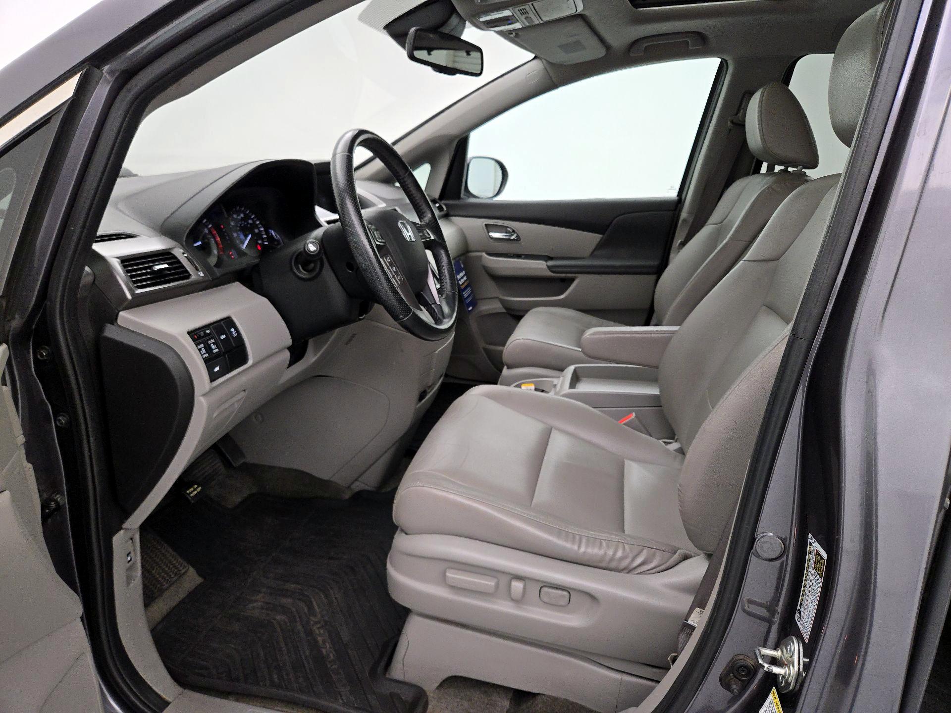 Thumbnail: 2015 Honda Odyssey - 11
