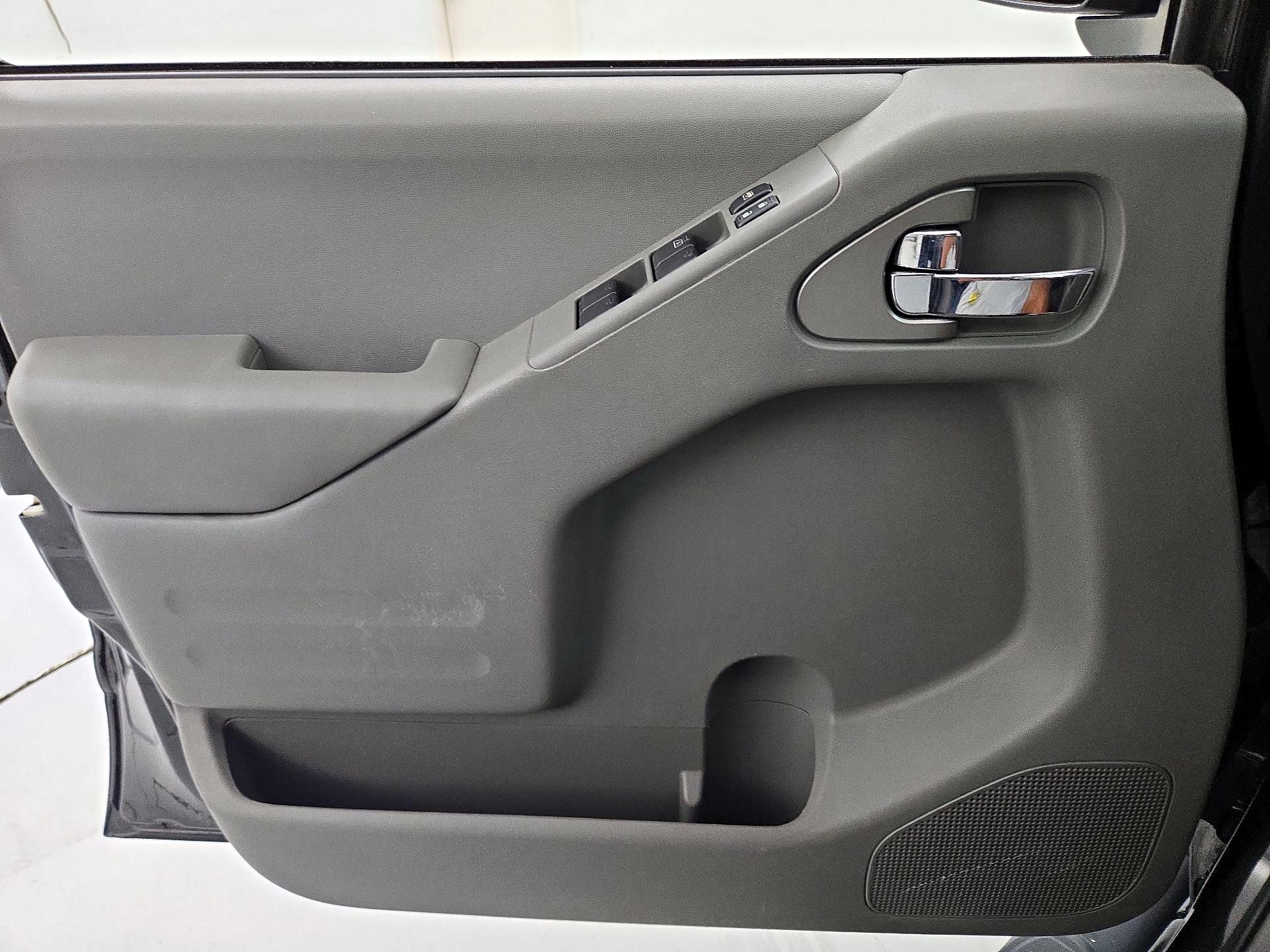 Thumbnail: 2019 Nissan Frontier - 12