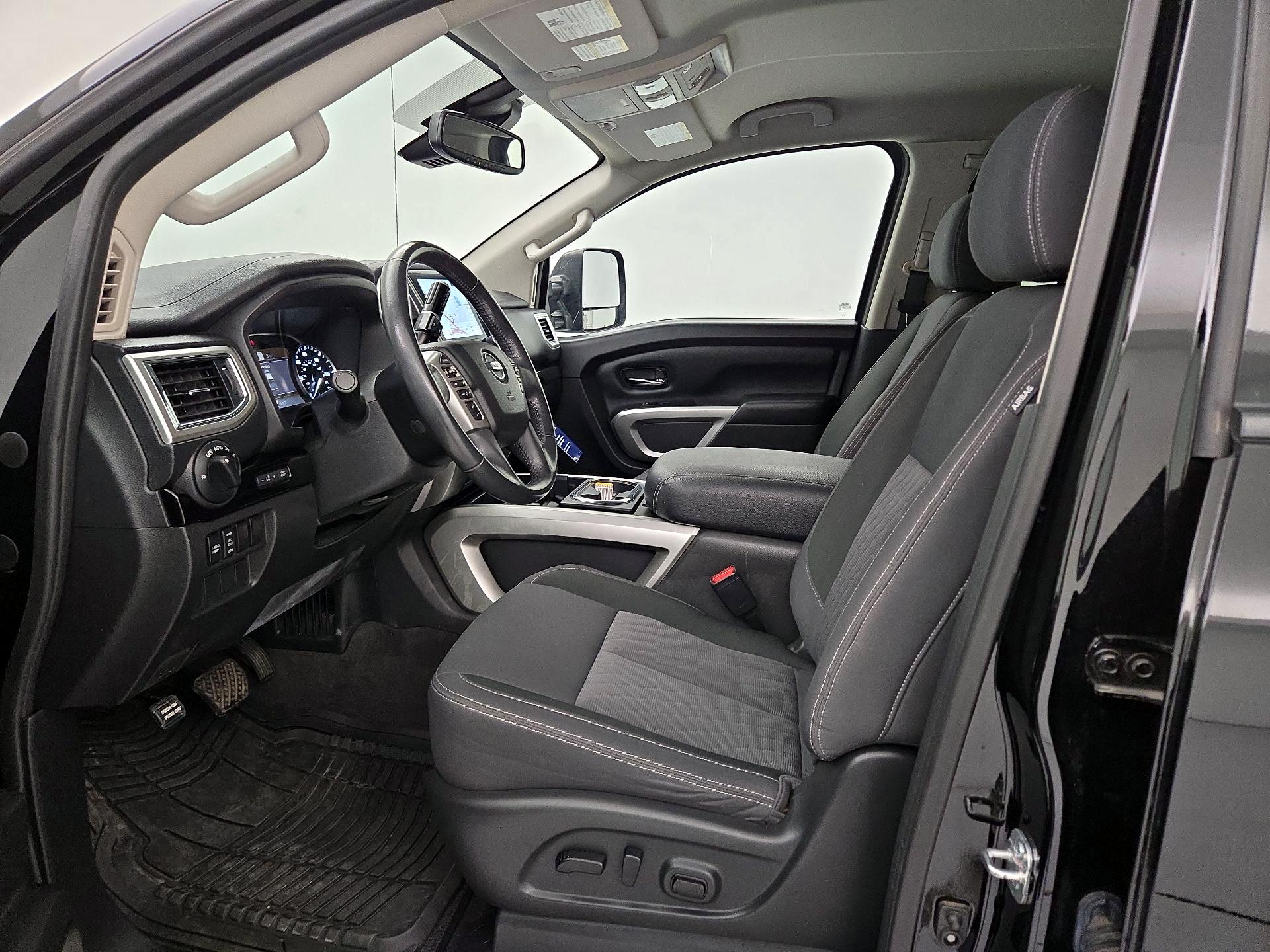 Thumbnail: 2021 Nissan Titan - 11