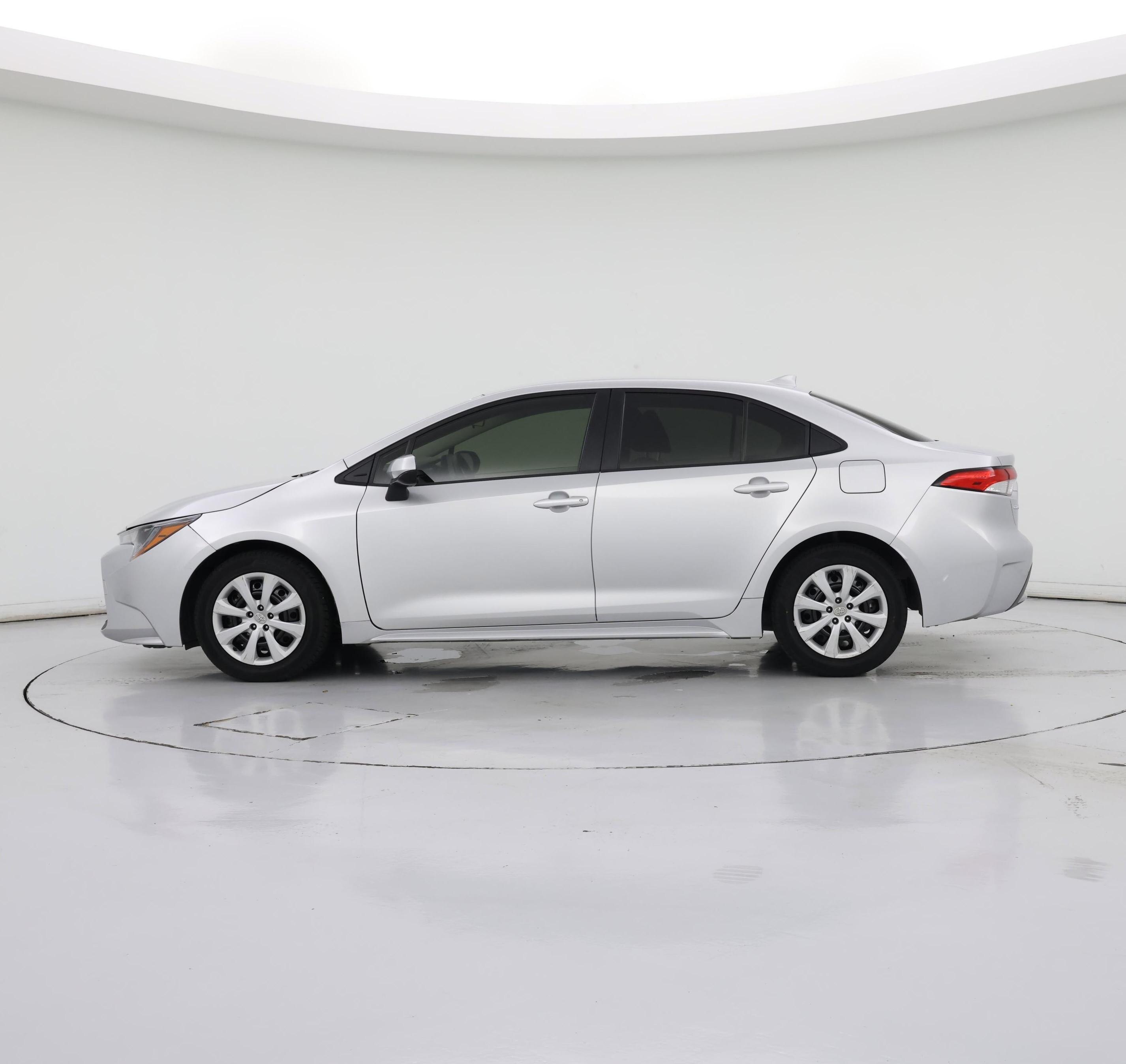 Thumbnail: 2022 Toyota Corolla - 3