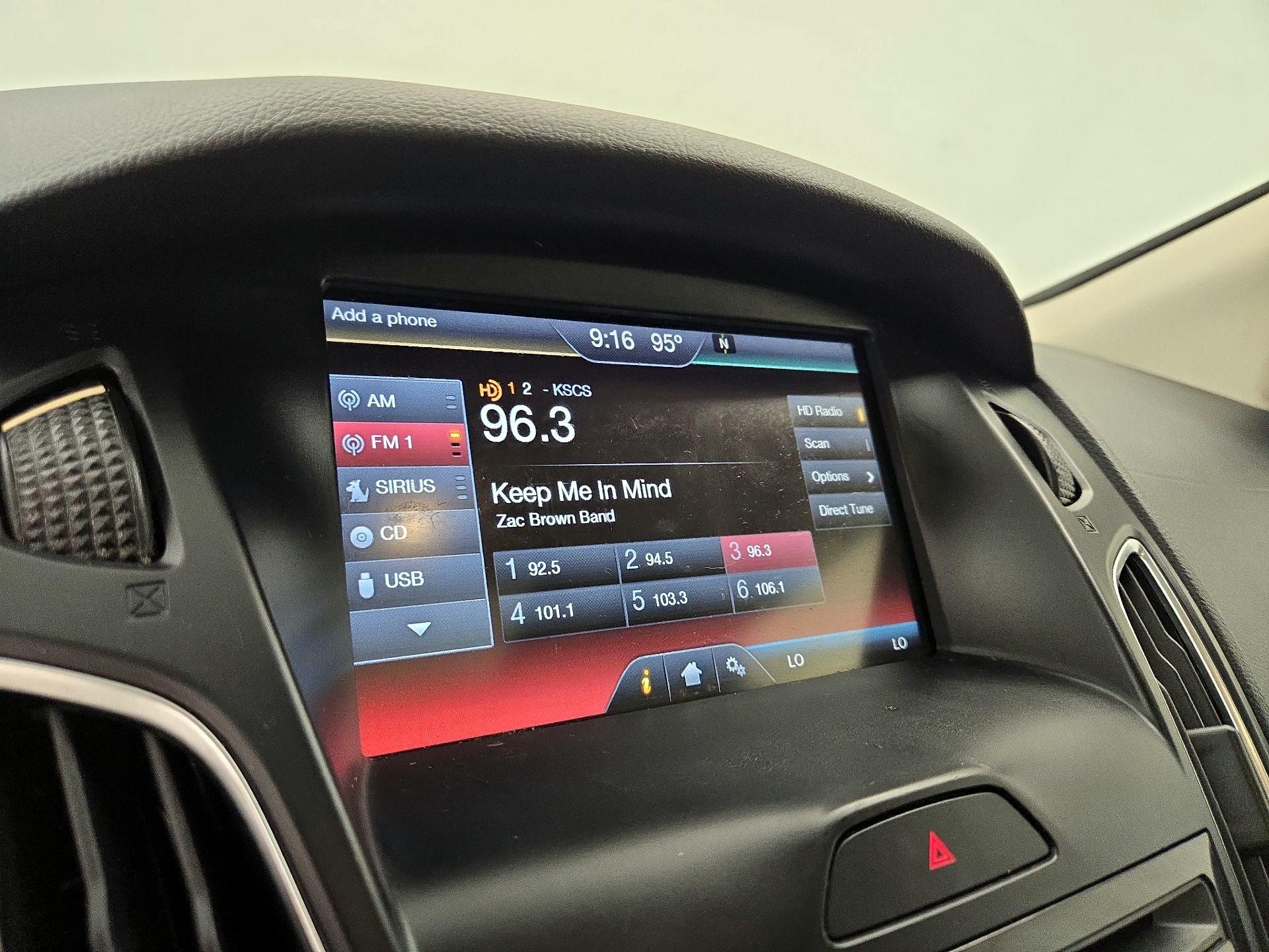 Thumbnail: 2015 Ford Focus - 16