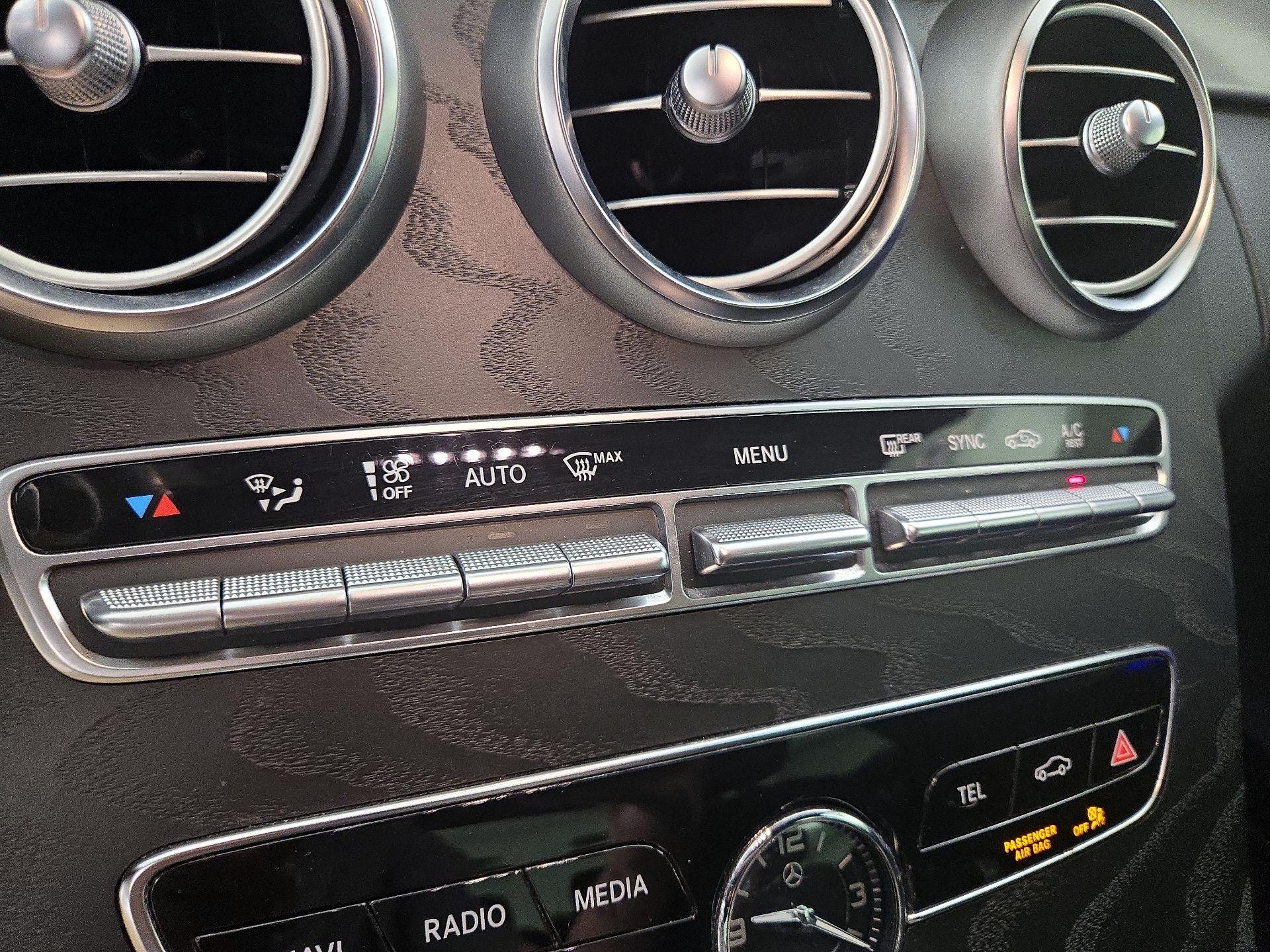 Thumbnail: 2020 Mercedes-Benz C-Class - 16