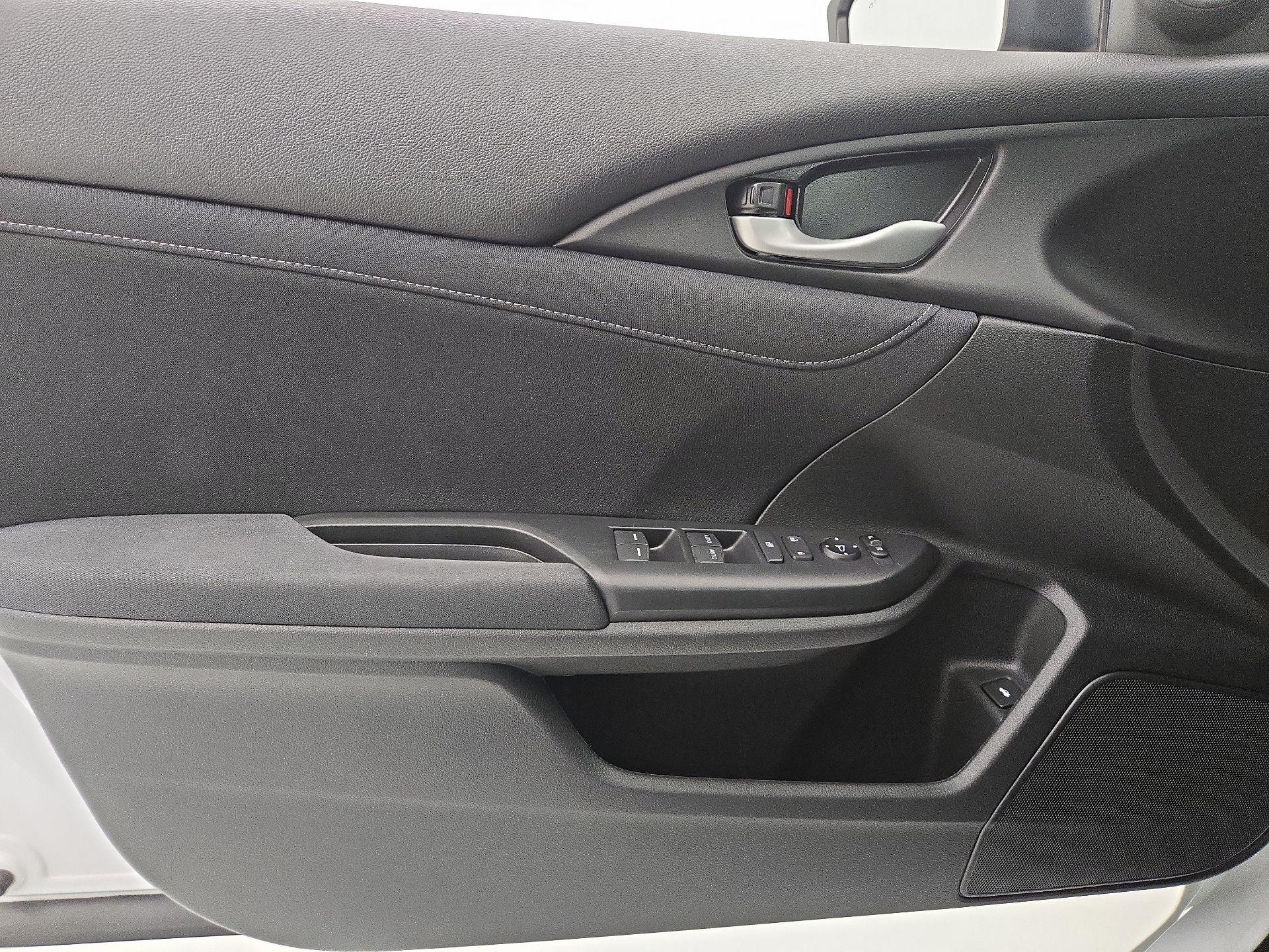 Thumbnail: 2022 Honda Insight - 12