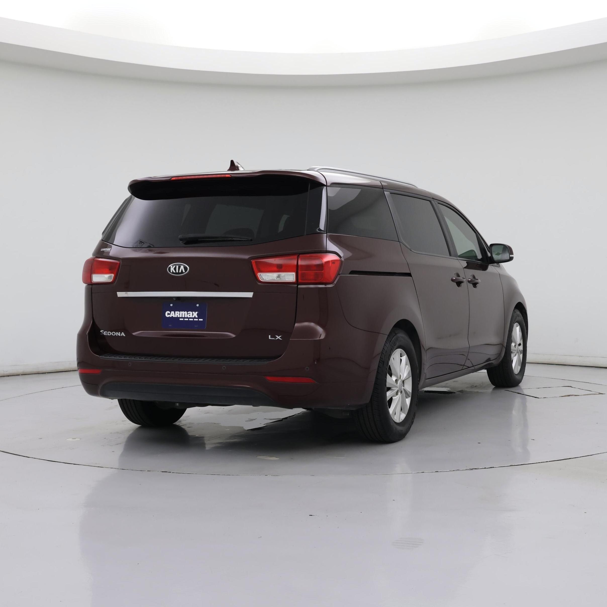 Thumbnail: 2017 Kia Sedona - 8