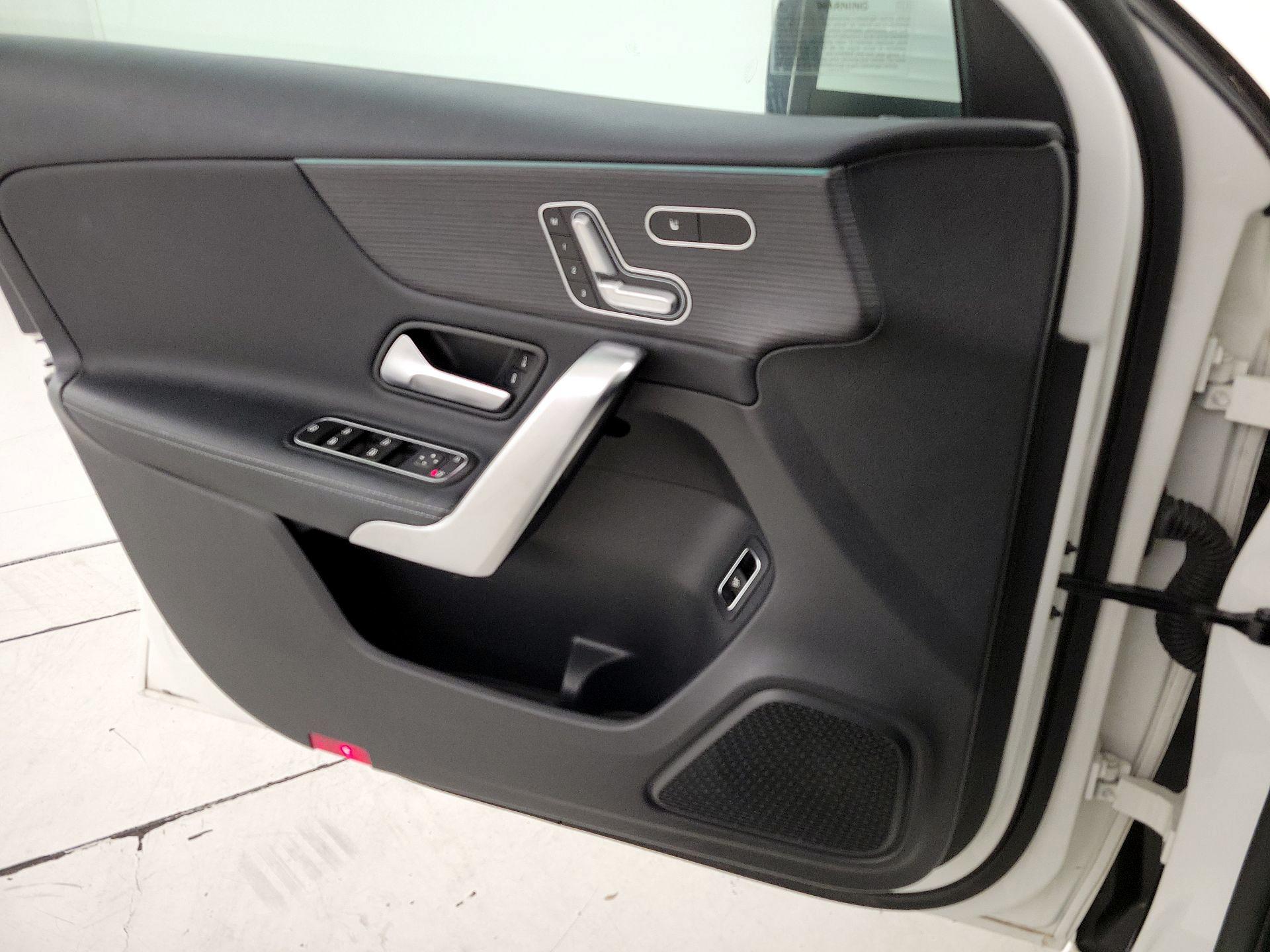 Thumbnail: 2021 Mercedes-Benz A-Class - 12