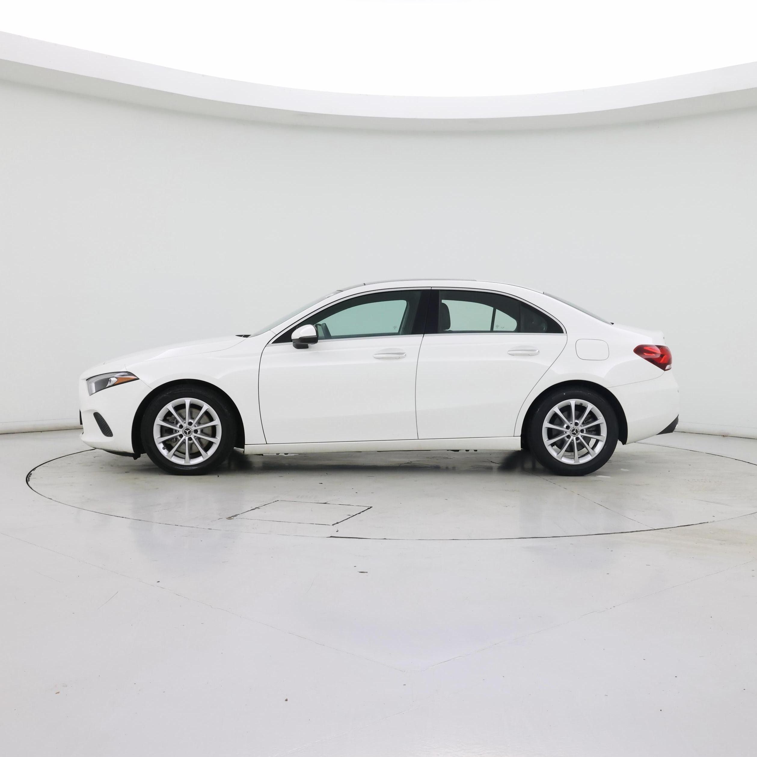 Thumbnail: 2021 Mercedes-Benz A-Class - 3