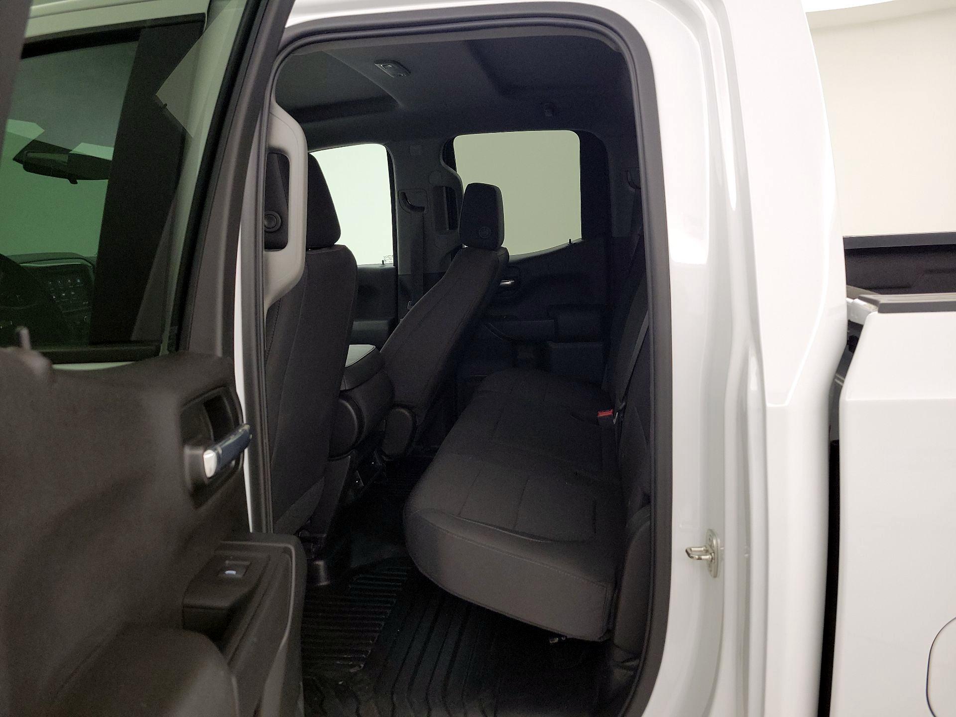 Thumbnail: 2021 Chevrolet Silverado 1500 - 19