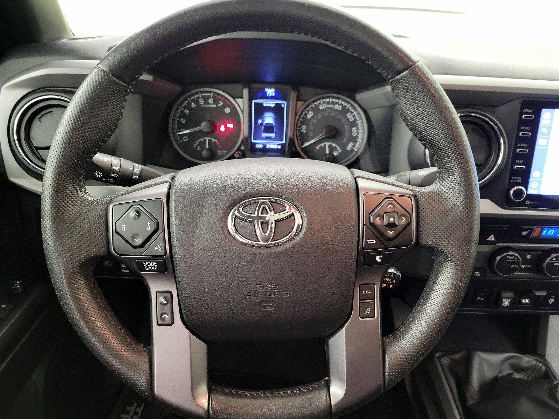 Thumbnail: 2022 Toyota Tacoma - 10