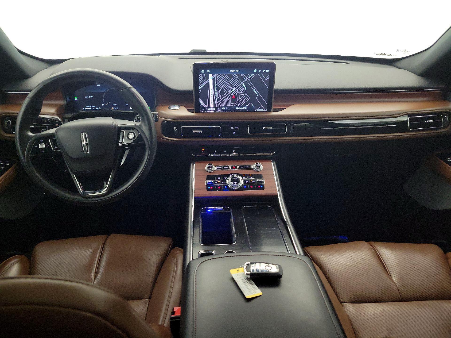 Thumbnail: 2021 Lincoln Aviator - 9