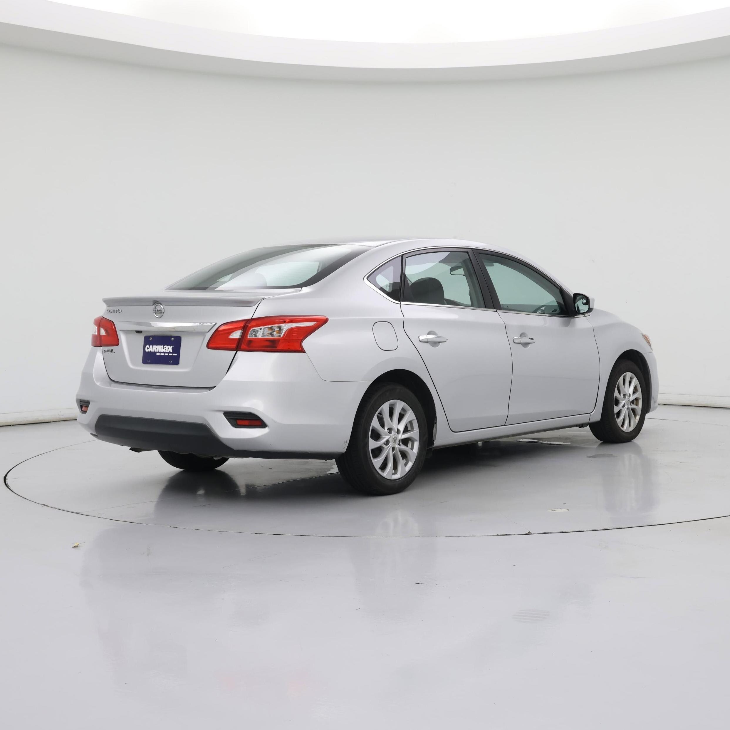 Thumbnail: 2018 Nissan Sentra - 8