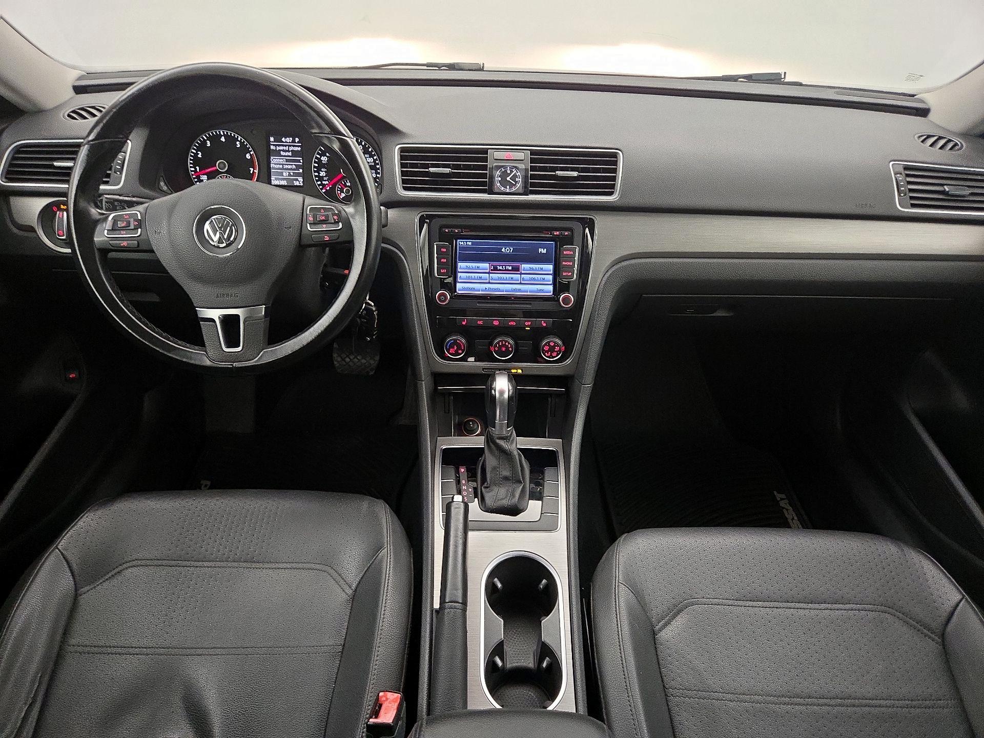 Thumbnail: 2015 Volkswagen Passat - 9