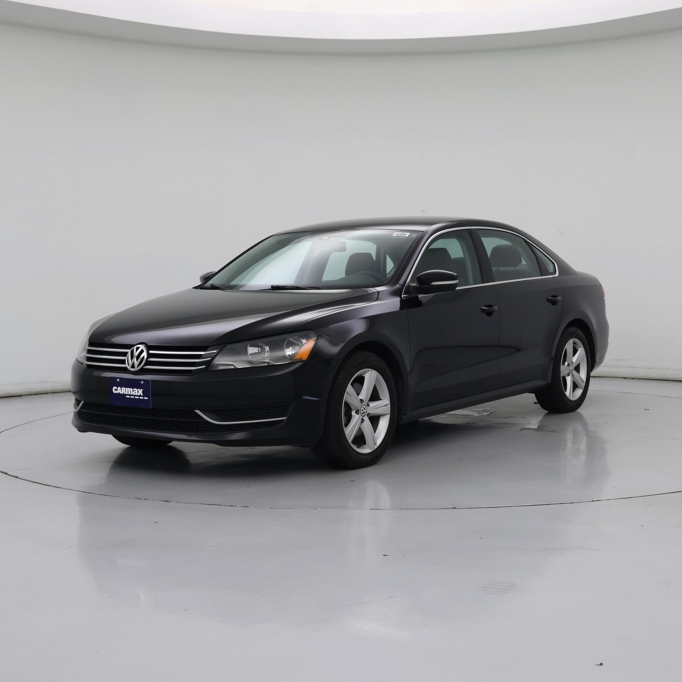 Thumbnail: 2015 Volkswagen Passat - 4