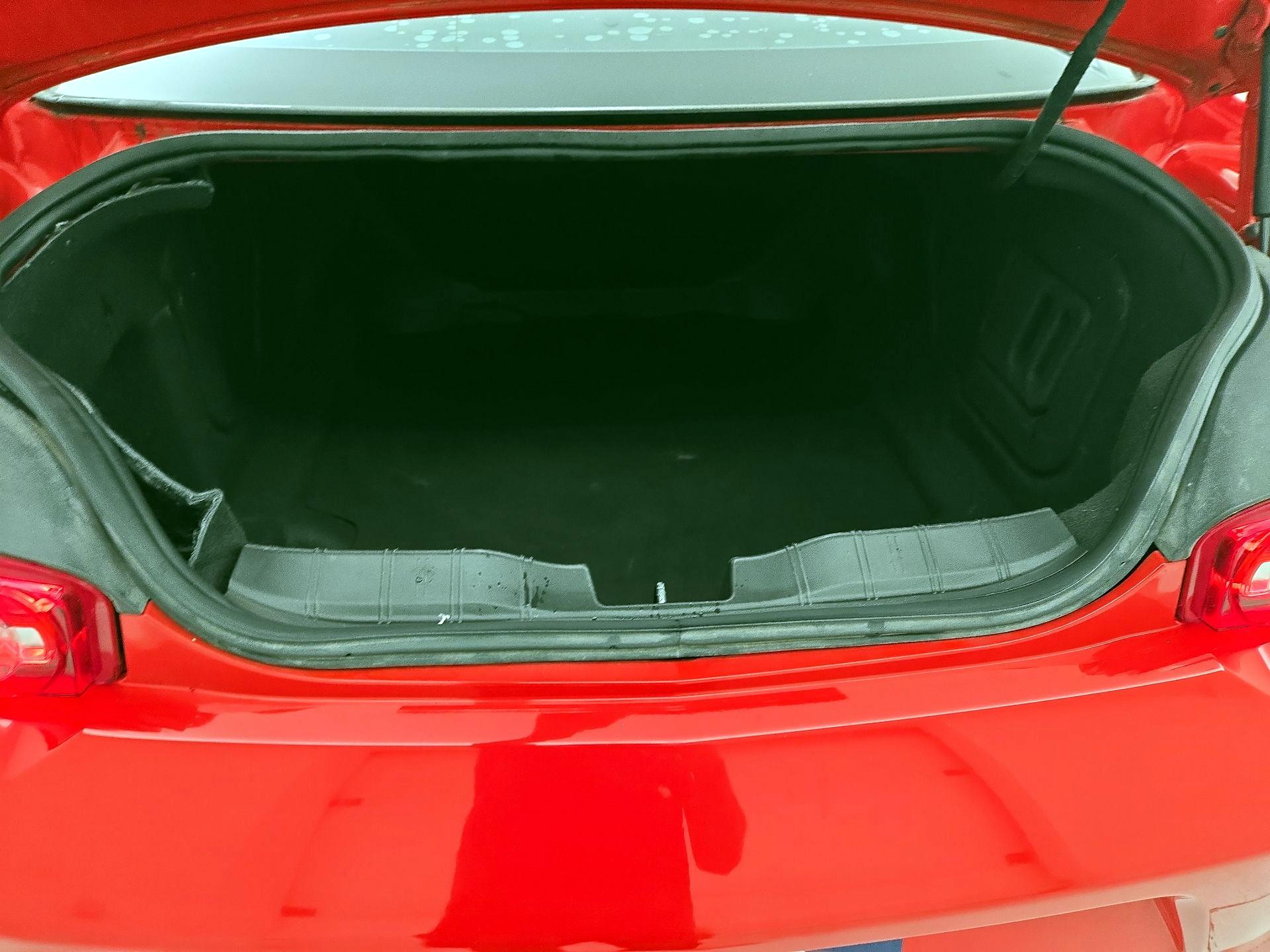 Thumbnail: 2020 Chevrolet Camaro - 20
