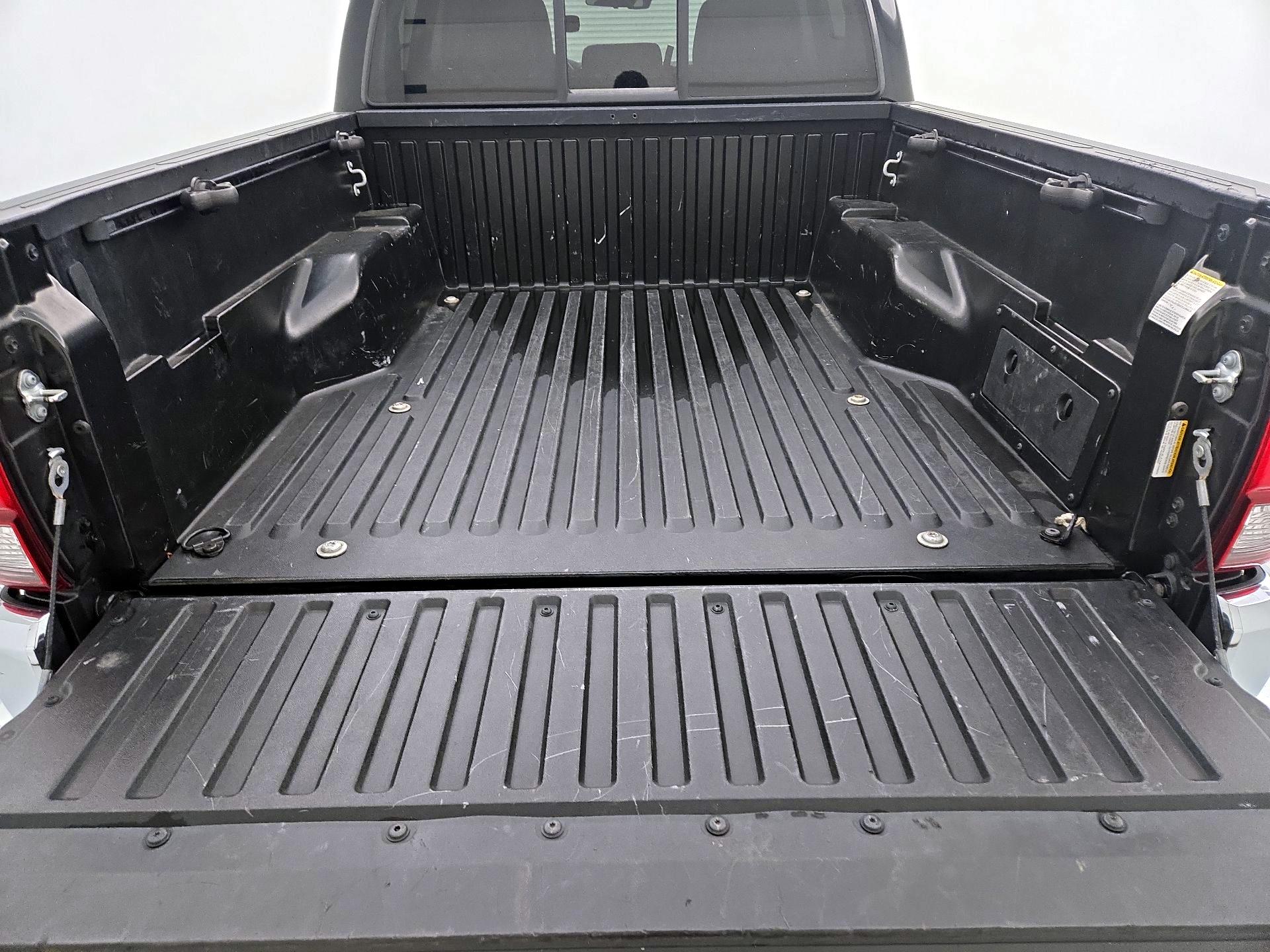 Thumbnail: 2023 Toyota Tacoma - 20