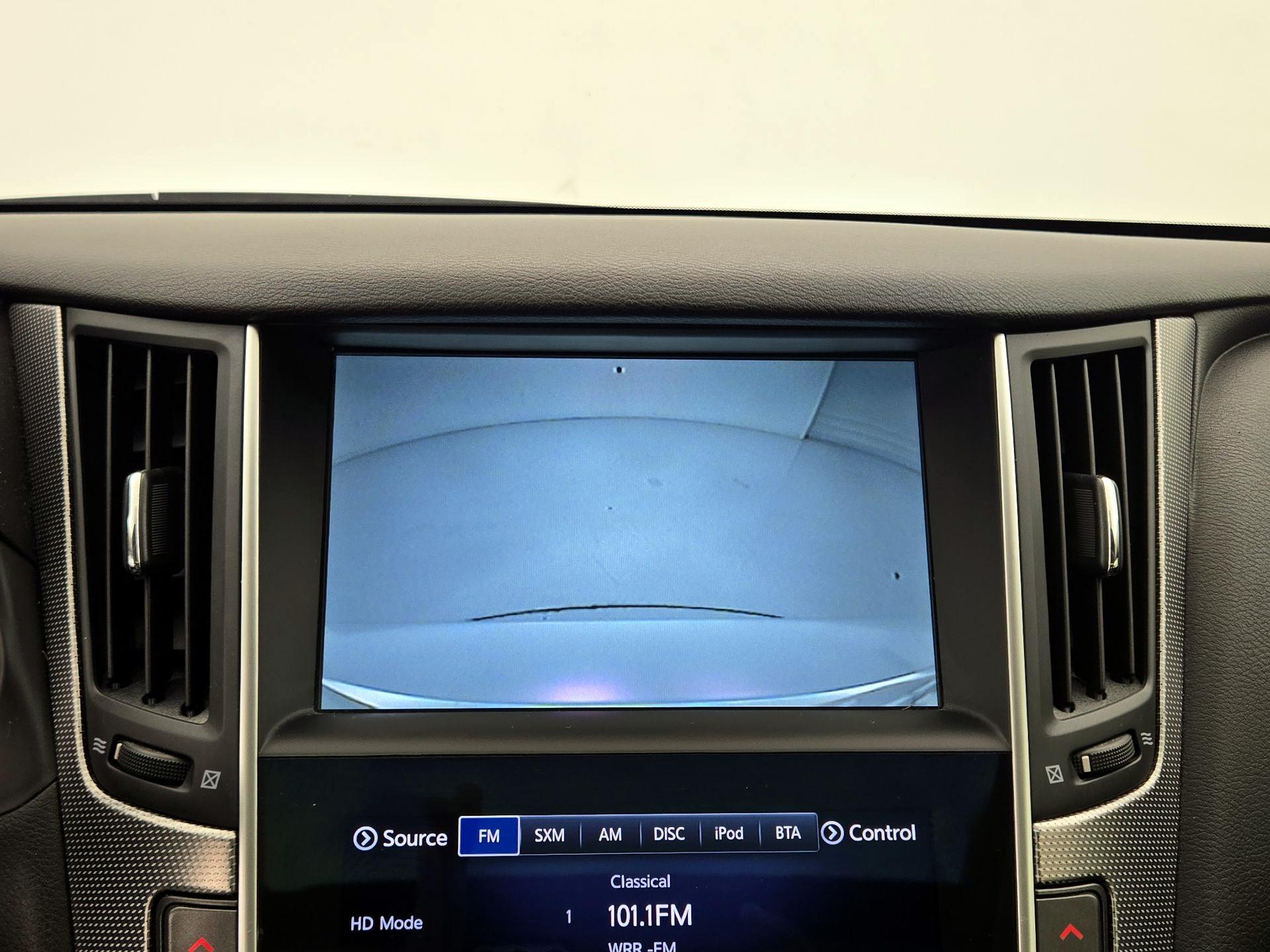 Thumbnail: 2014 INFINITI Q50 - 14