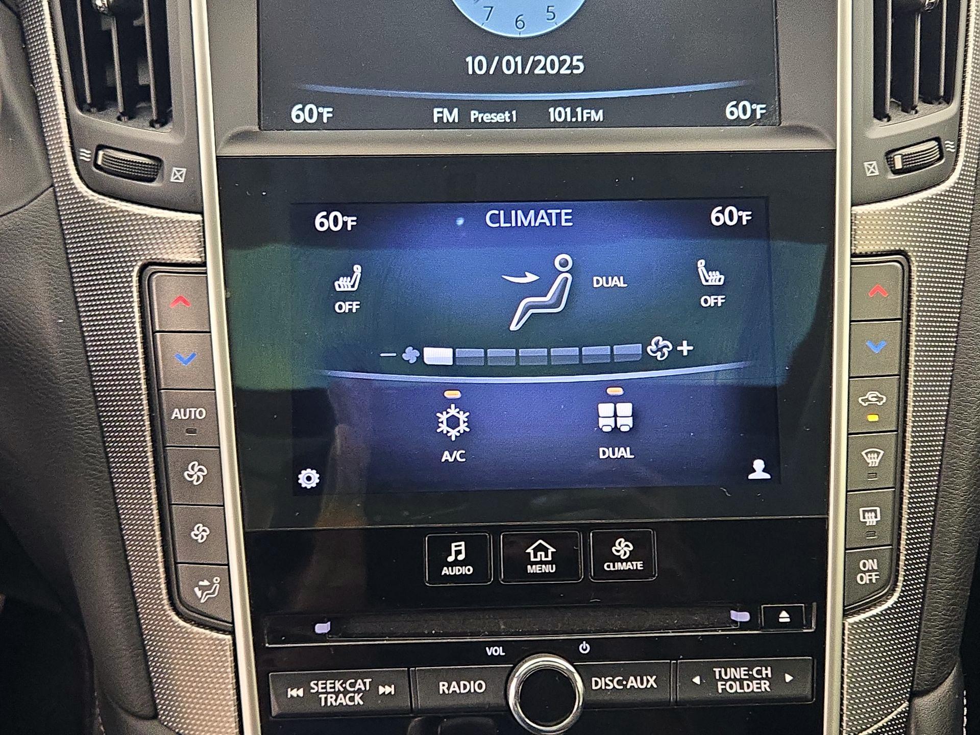 Thumbnail: 2014 INFINITI Q50 - 16