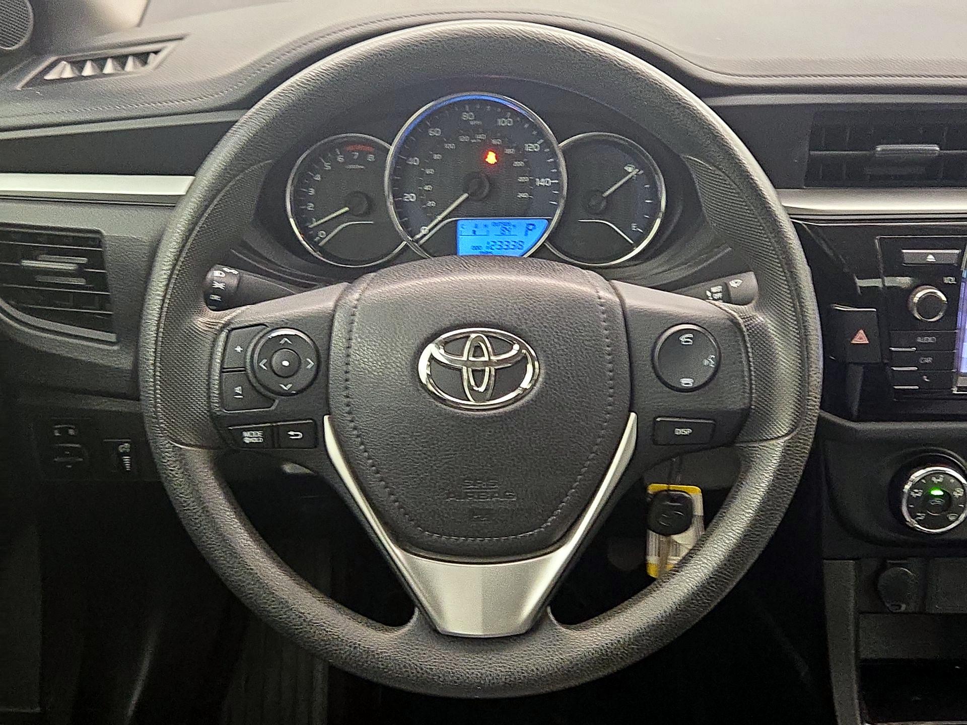 Thumbnail: 2016 Toyota Corolla - 10