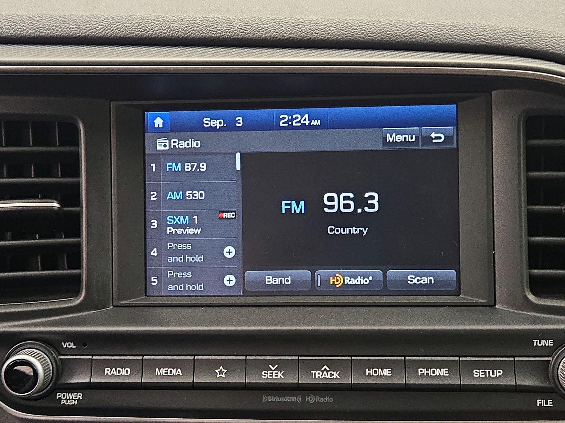 Thumbnail: 2020 Hyundai Elantra - 15