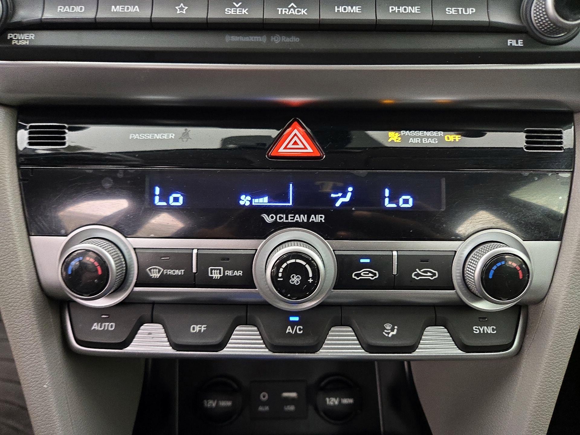 Thumbnail: 2020 Hyundai Elantra - 16