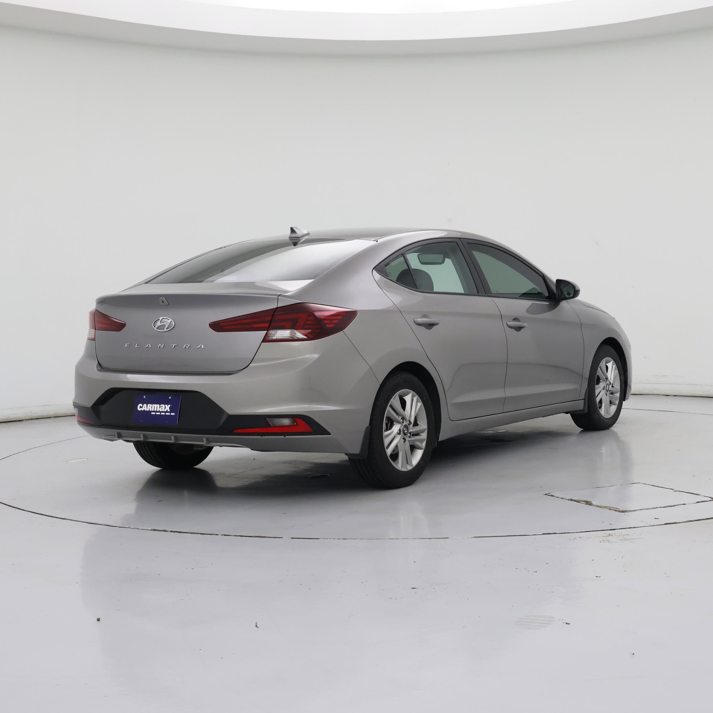 Thumbnail: 2020 Hyundai Elantra - 8