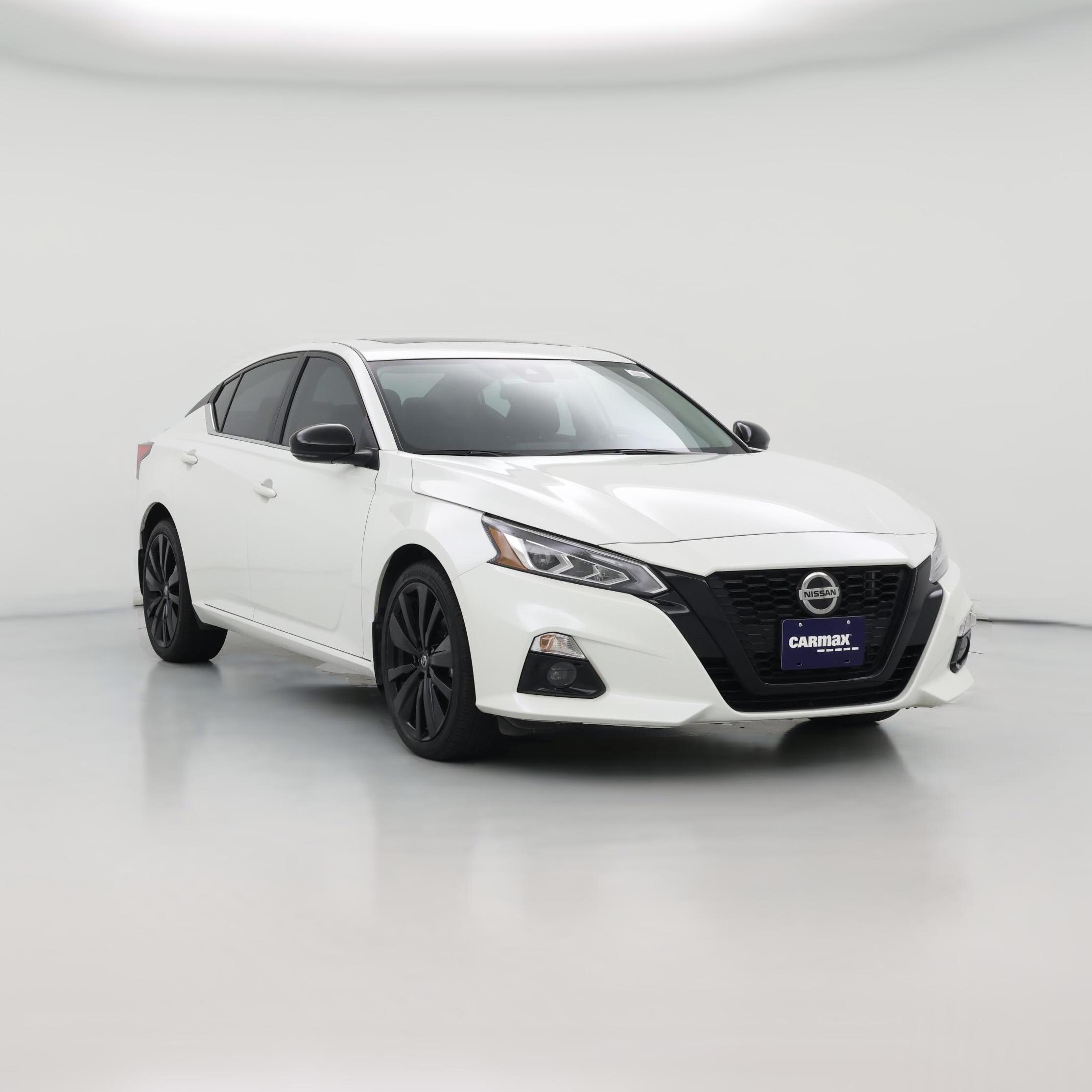 Thumbnail: 2022 Nissan Altima - 1