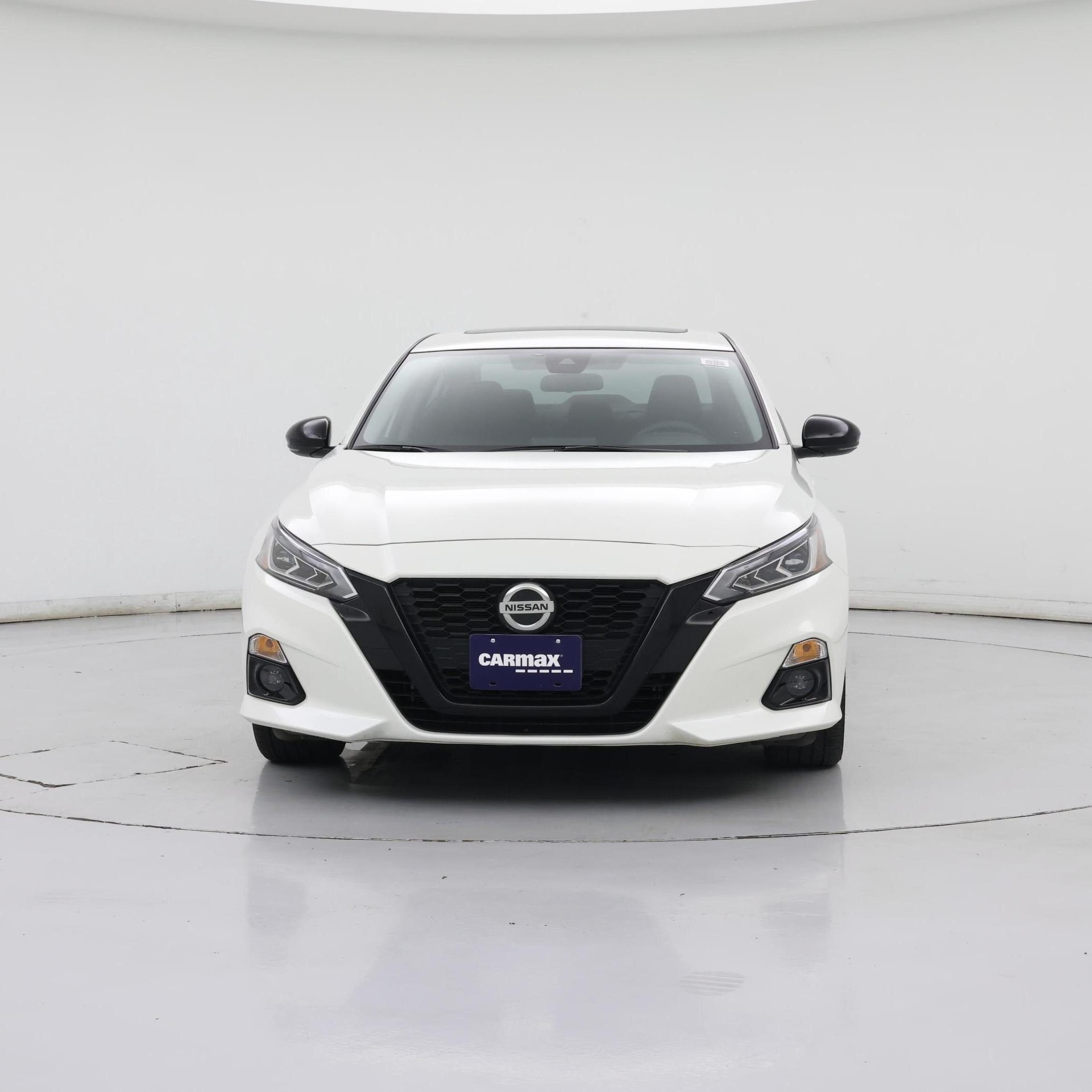 Thumbnail: 2022 Nissan Altima - 5