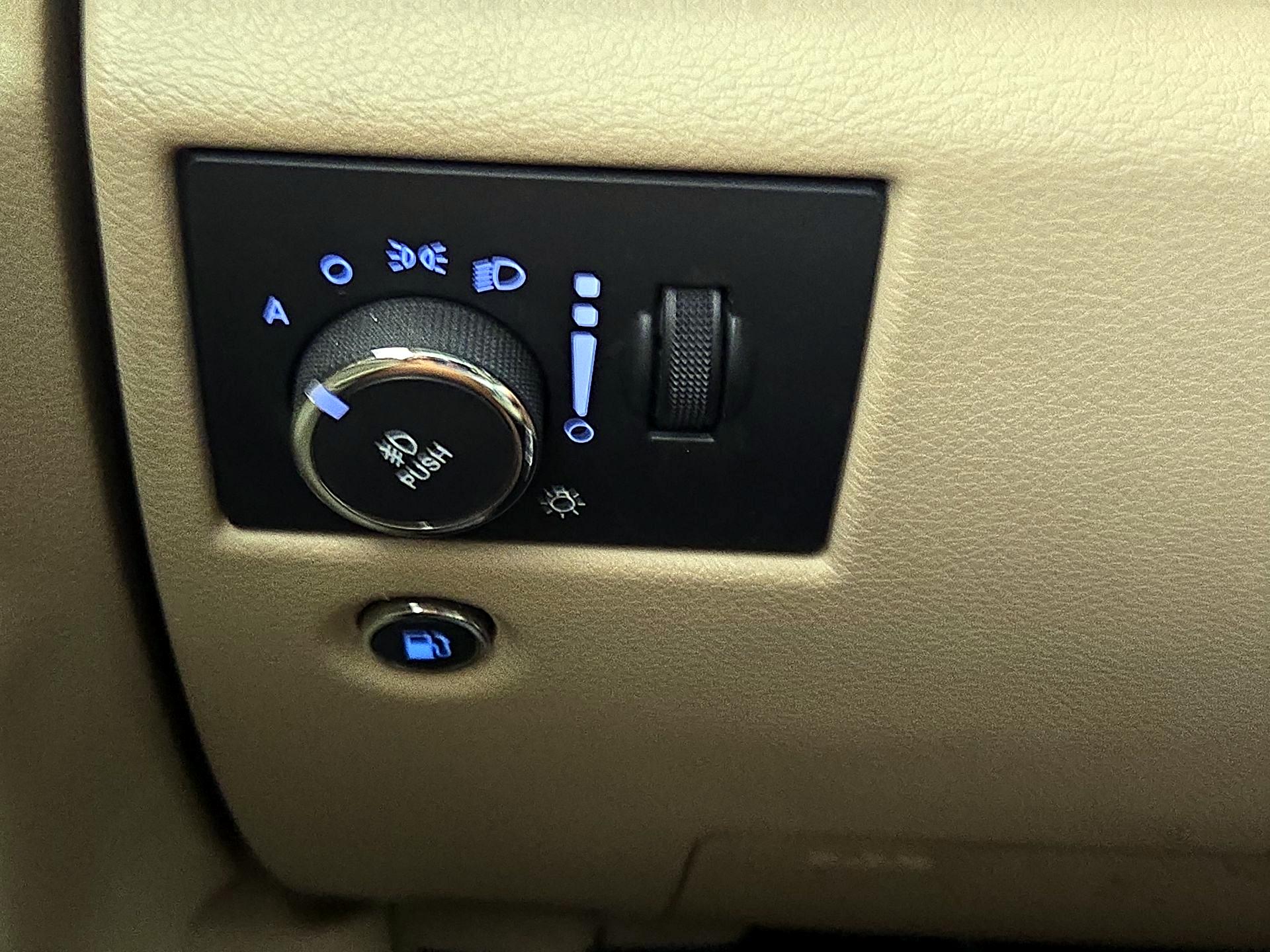 Thumbnail: 2015 Jeep Grand Cherokee - 13