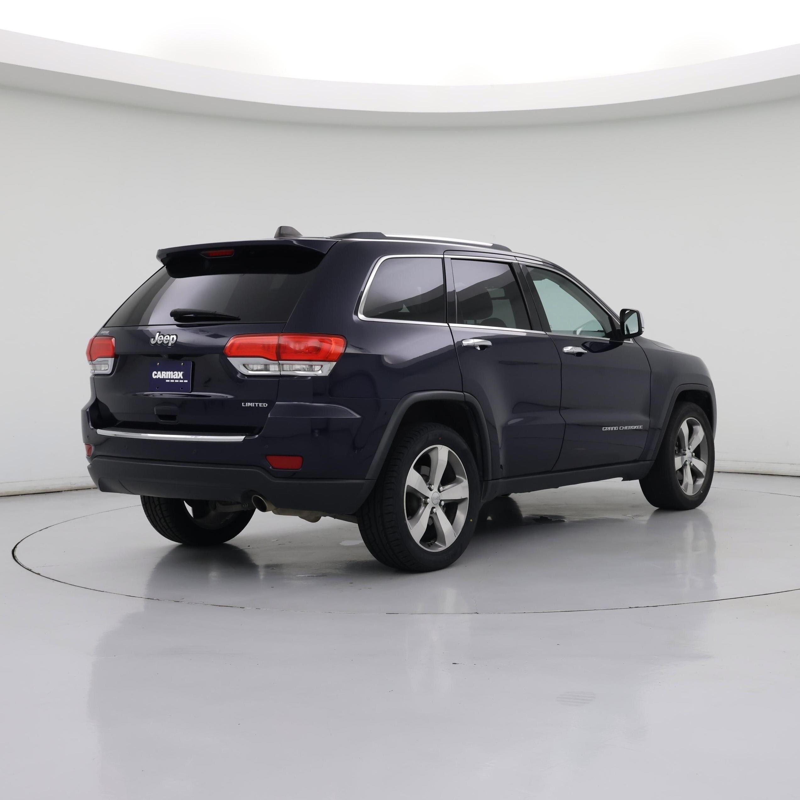 Thumbnail: 2015 Jeep Grand Cherokee - 8