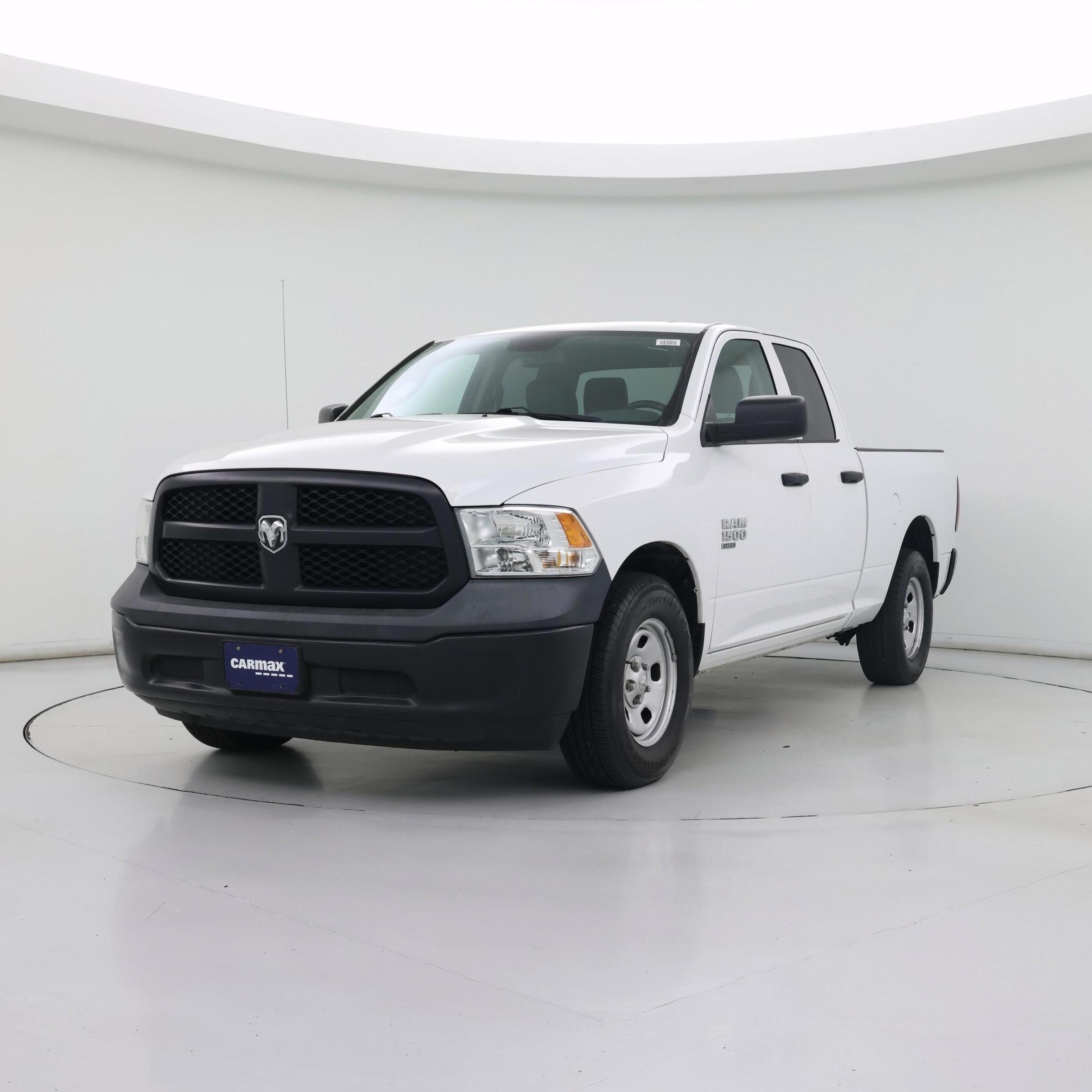 Thumbnail: 2020 RAM 1500 Classic - 4