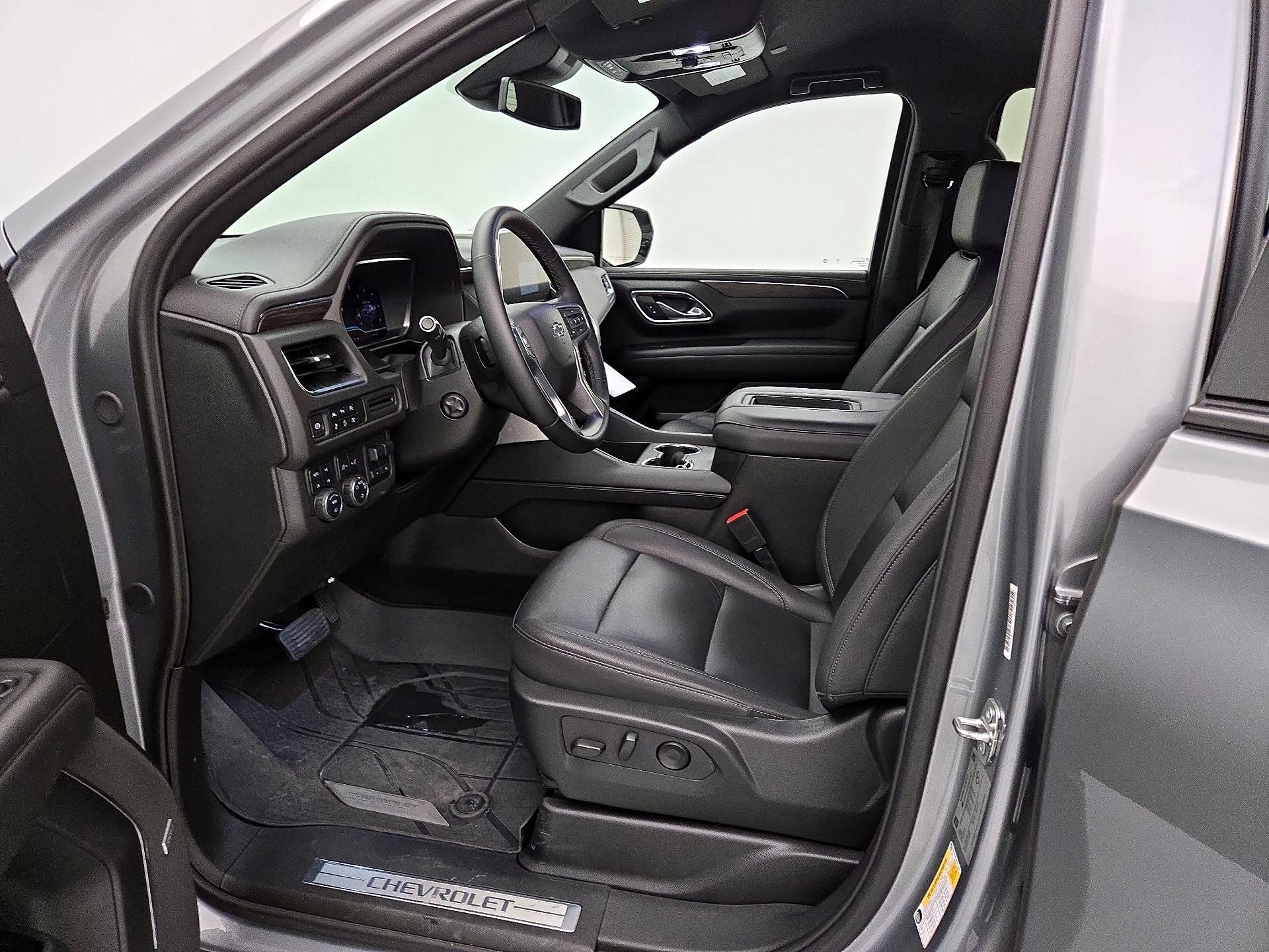 Thumbnail: 2024 Chevrolet Suburban - 11
