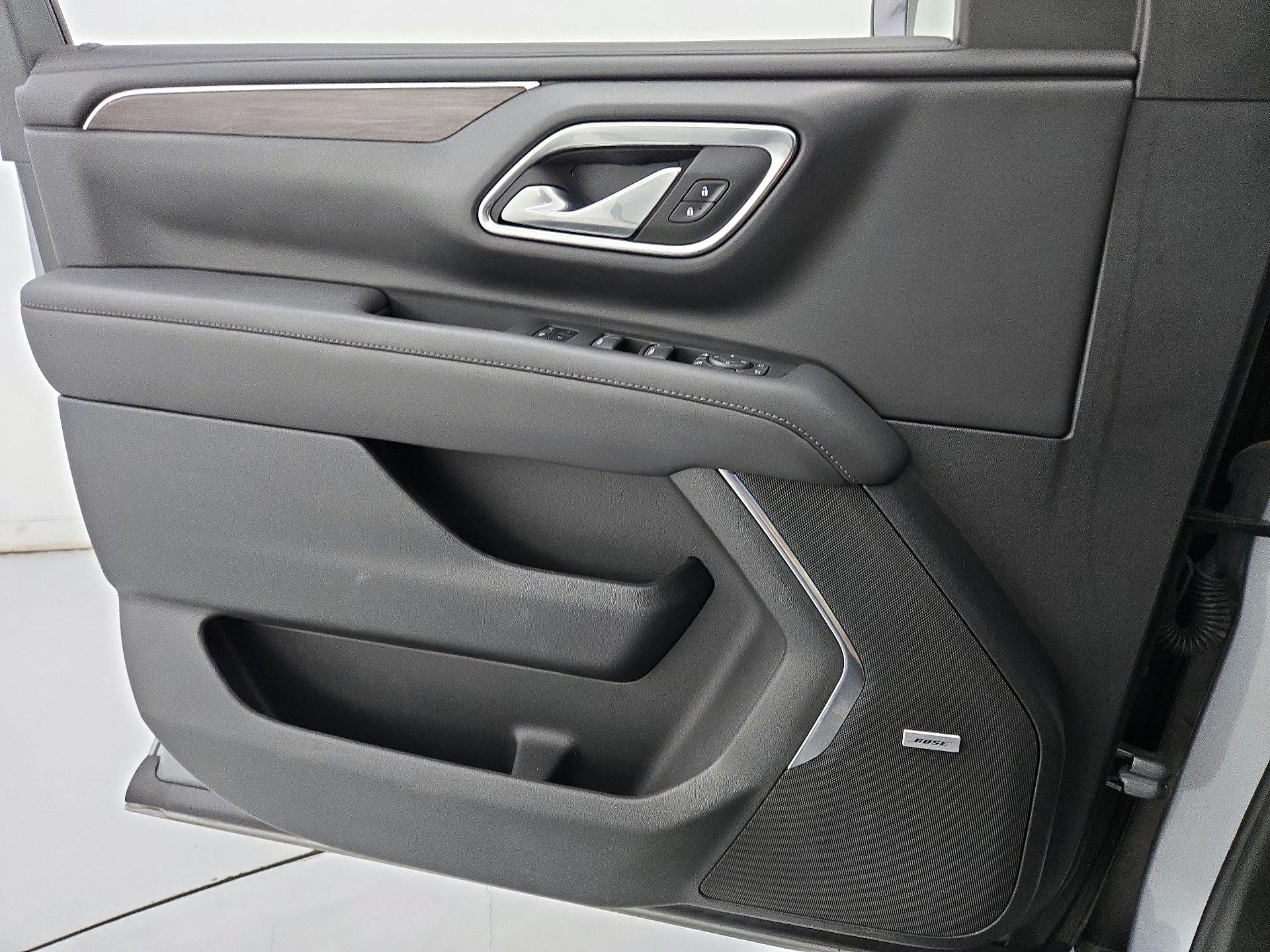Thumbnail: 2024 Chevrolet Suburban - 12
