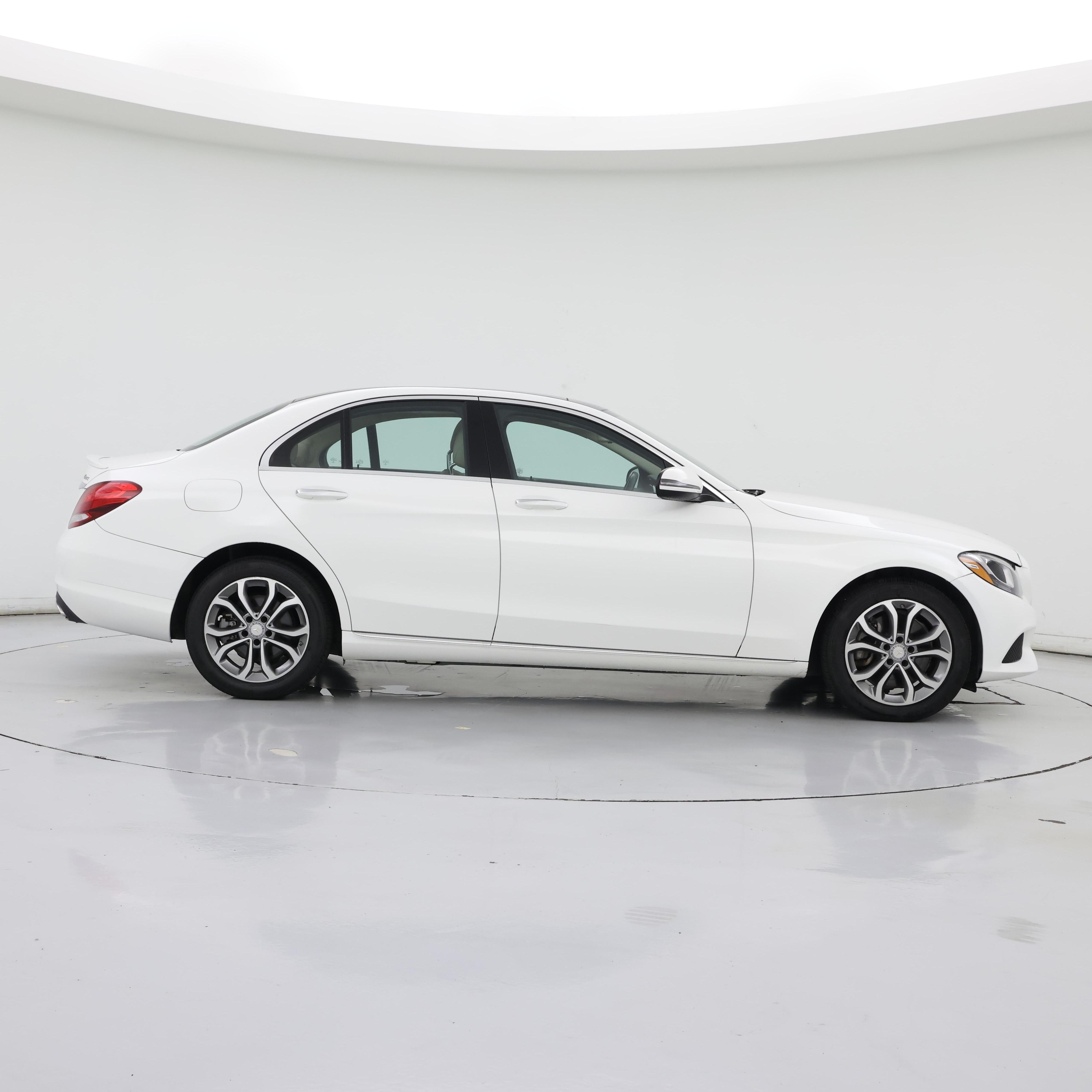 Thumbnail: 2016 Mercedes-Benz C-Class - 7