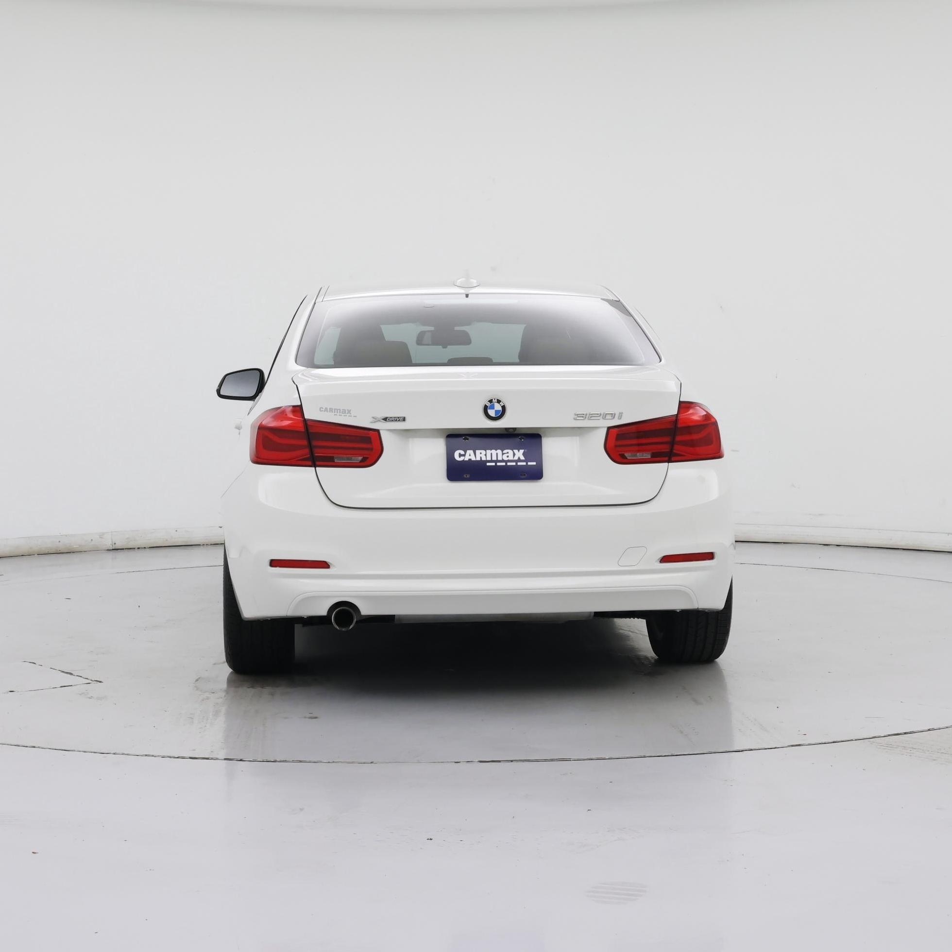 Thumbnail: 2018 BMW 3 Series - 6