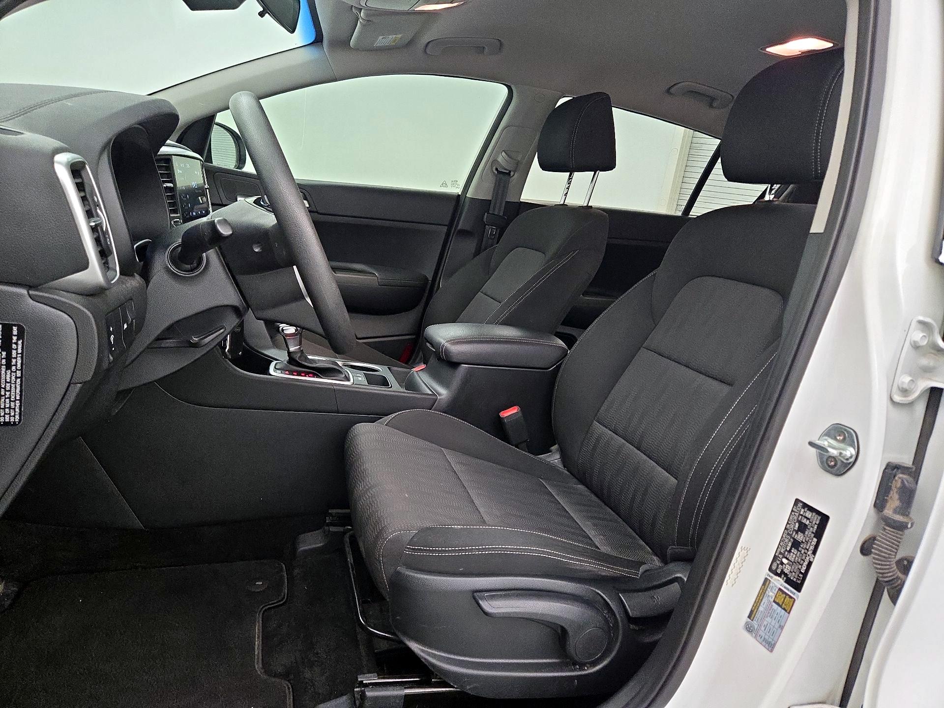 Thumbnail: 2022 Kia Sportage - 11