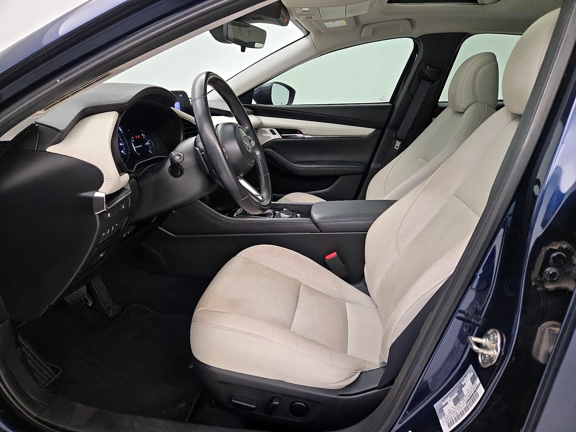 Thumbnail: 2020 Mazda Mazda3 - 11