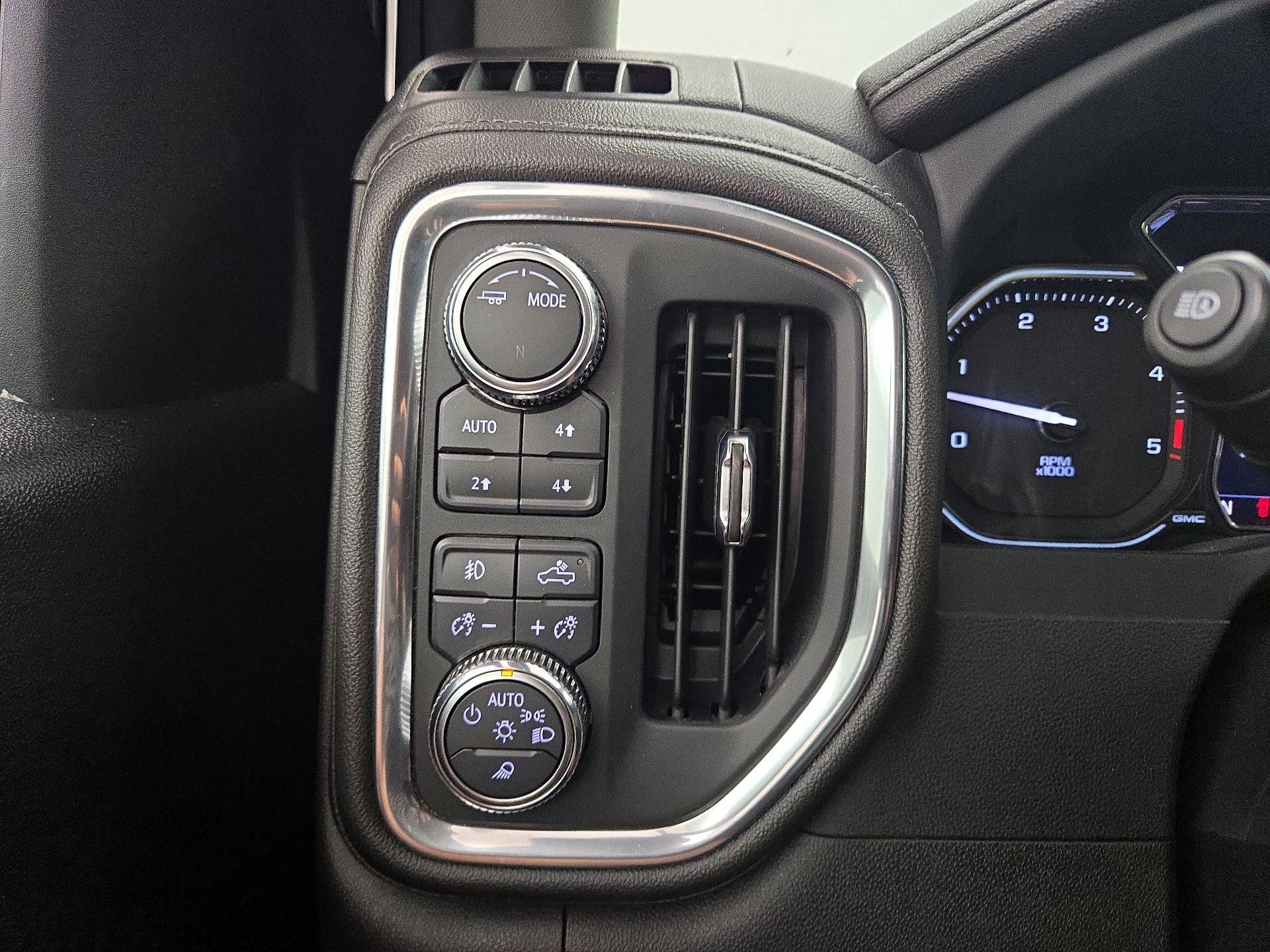Thumbnail: 2023 GMC Sierra 2500 - 13