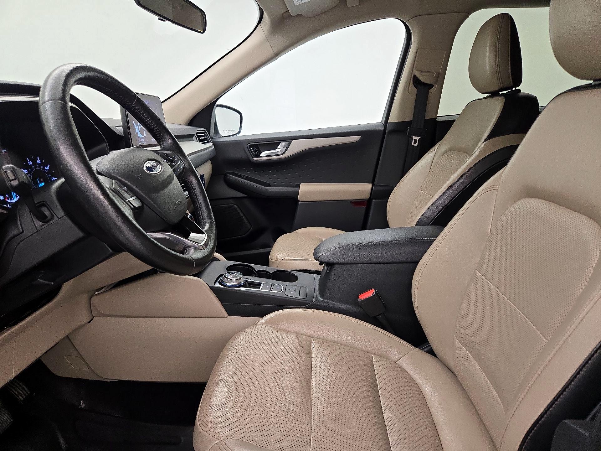 Thumbnail: 2020 Ford Escape - 11
