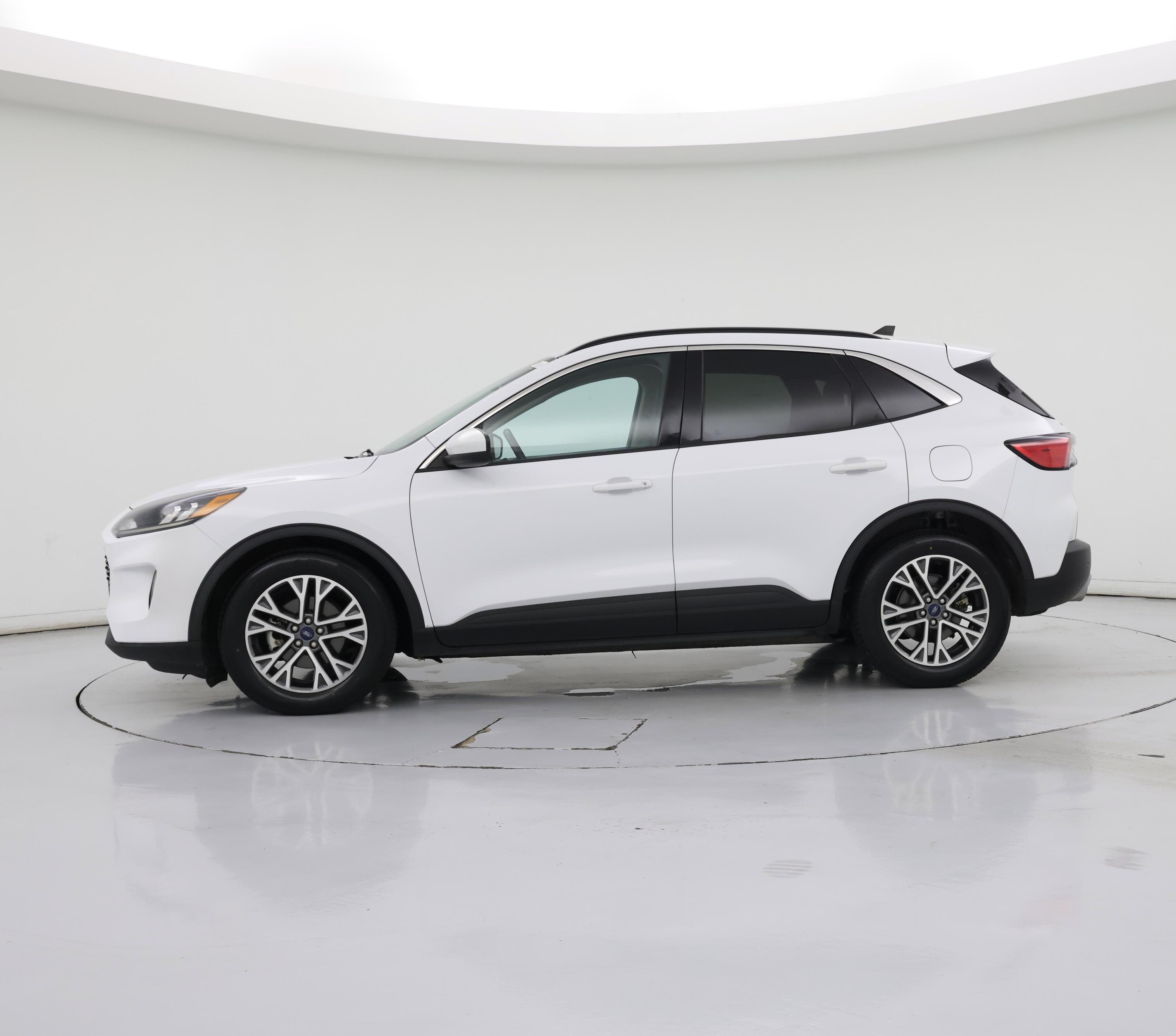 Thumbnail: 2020 Ford Escape - 3