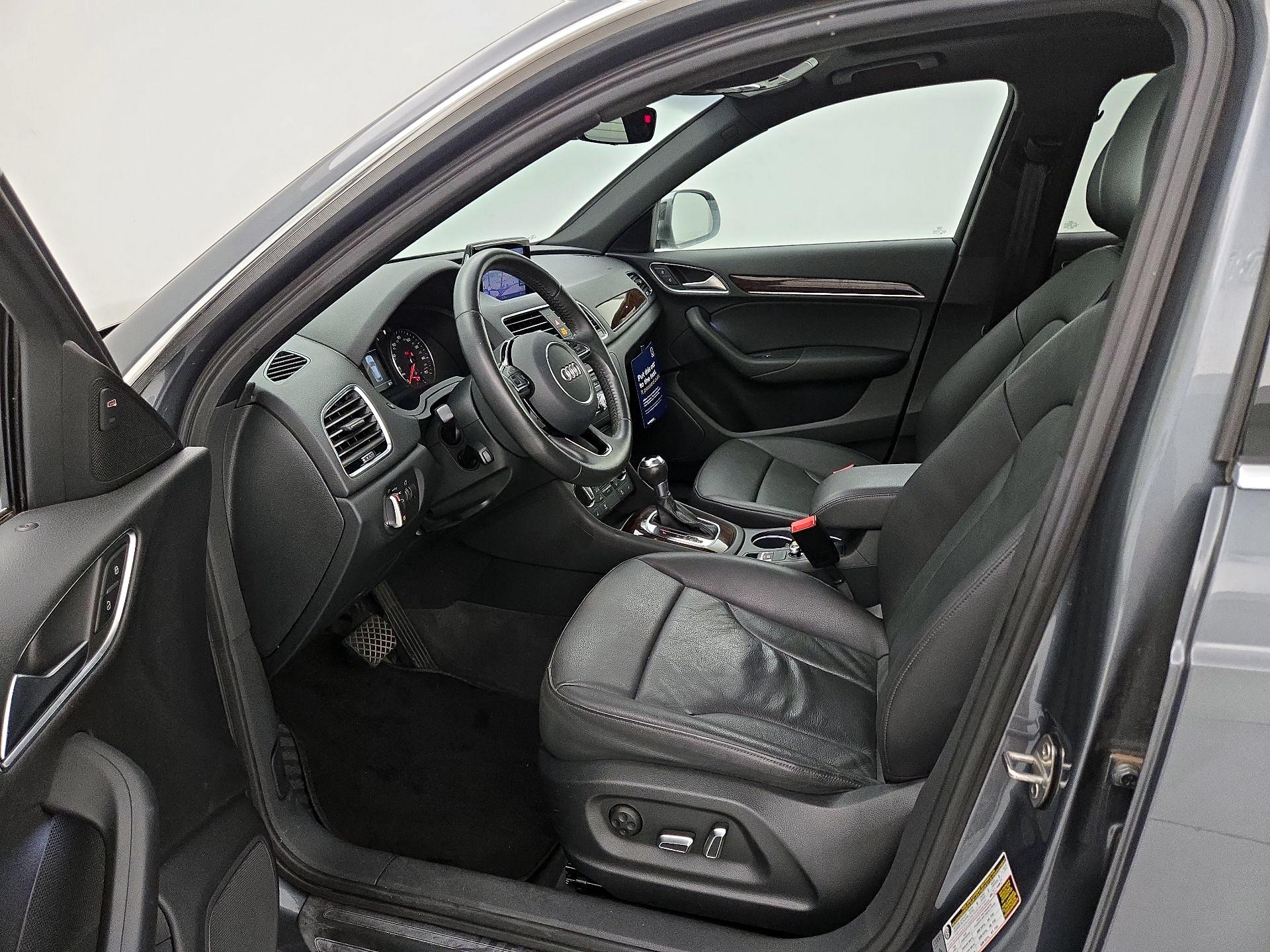 Thumbnail: 2017 Audi Q3 - 11