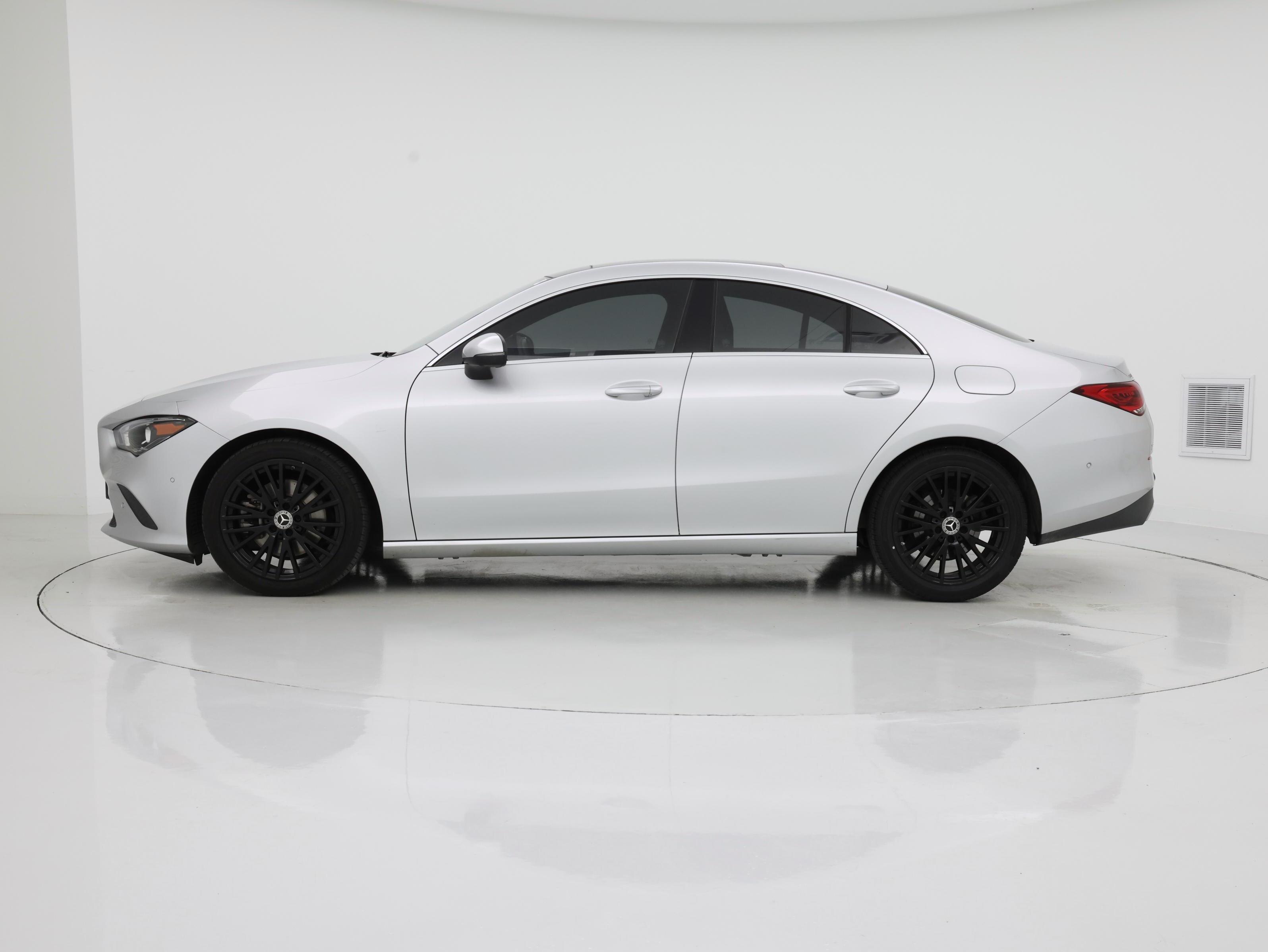 Thumbnail: 2020 Mercedes-Benz CLA - 3