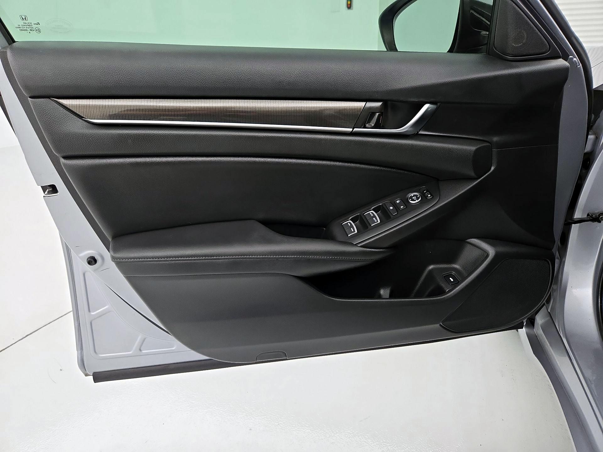 Thumbnail: 2021 Honda Accord - 12